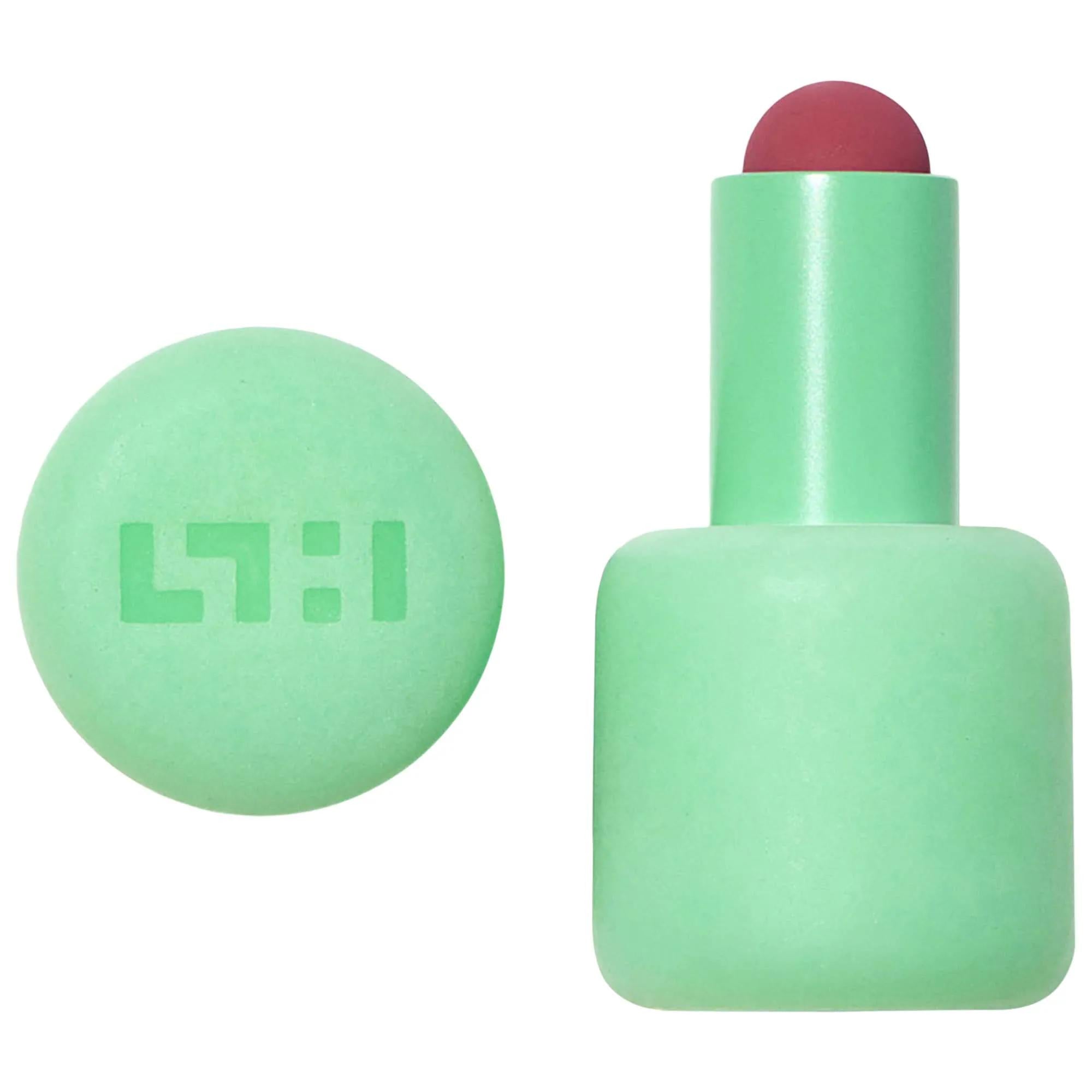 Velvet Blur: Hydrating Matte Lipstick Balm - Long-Lasting Color, Comfortable Wear, Cruelty-Free Formula