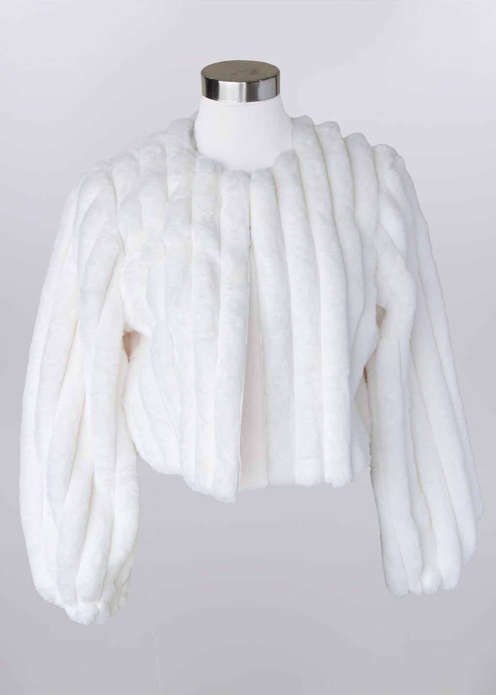 KADOU BOUTIQUE Faux Fur Cropped Jacket — detail close-up