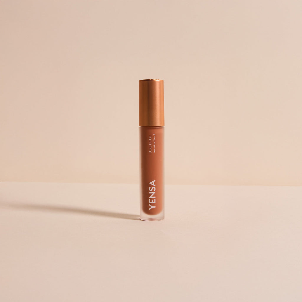 YENSA Luxe Lip Nourishing Oil with Hyaluronic + Vitamin E — color detail