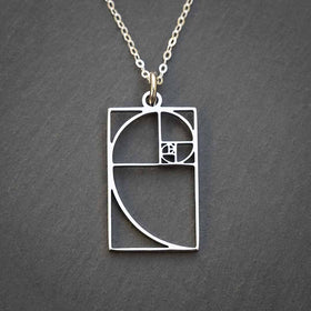 Fibonacci Necklace