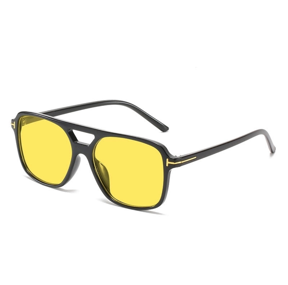 Pretty Little Patriot Pretty Little Patriot Saturday’s sunglasses — lifestyle worn / used context