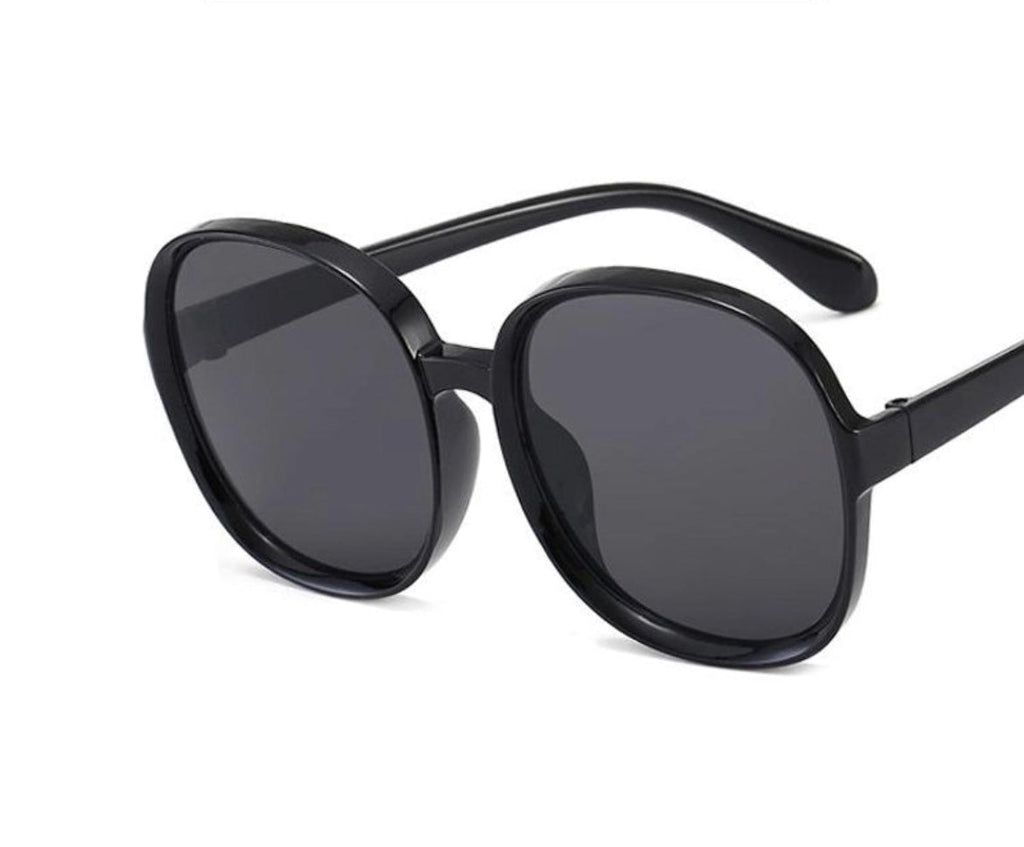 Pretty Little Patriot Pretty Little Patriot Round Large Frame Wild Sunglasses — product category context