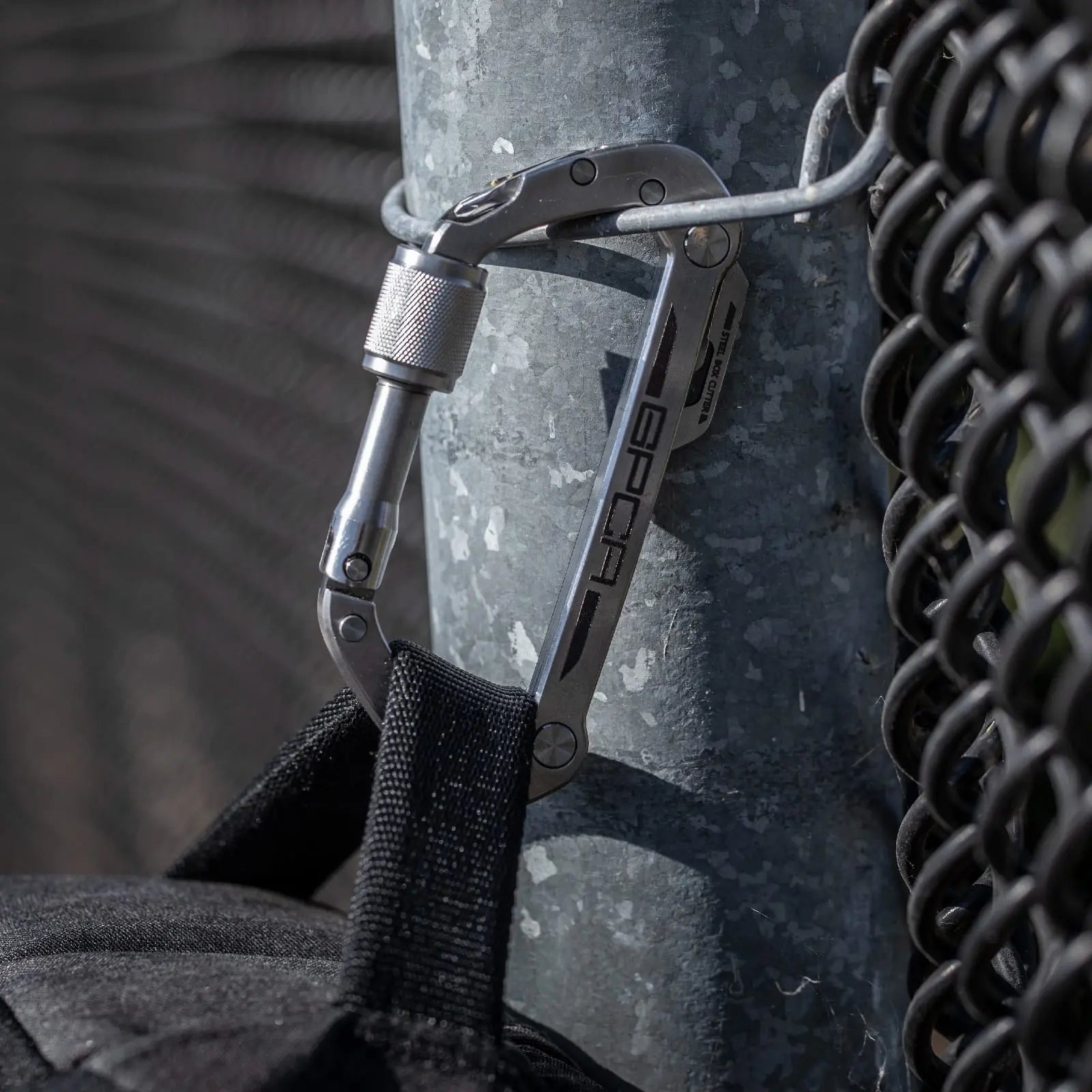 GPCA GPCA Carabiner PRO — EDC Multi-Tool Clip — alternative angle