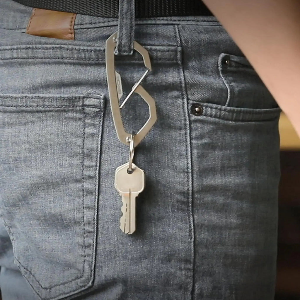 GPCA GPCA Carabiner Loop PRO — product on model