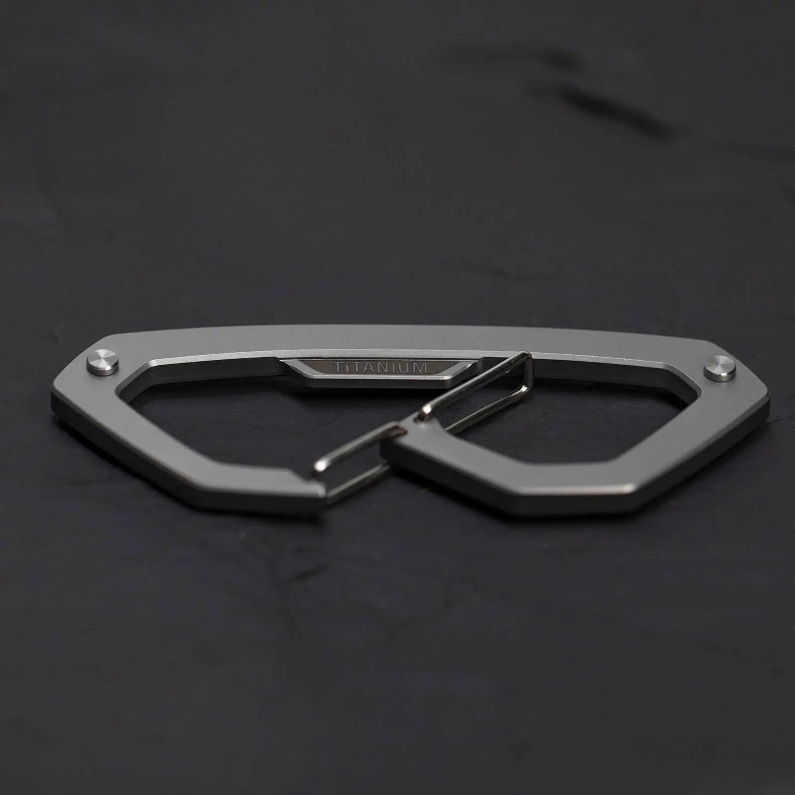 GPCA GPCA Carabiner Loop PRO — lifestyle context