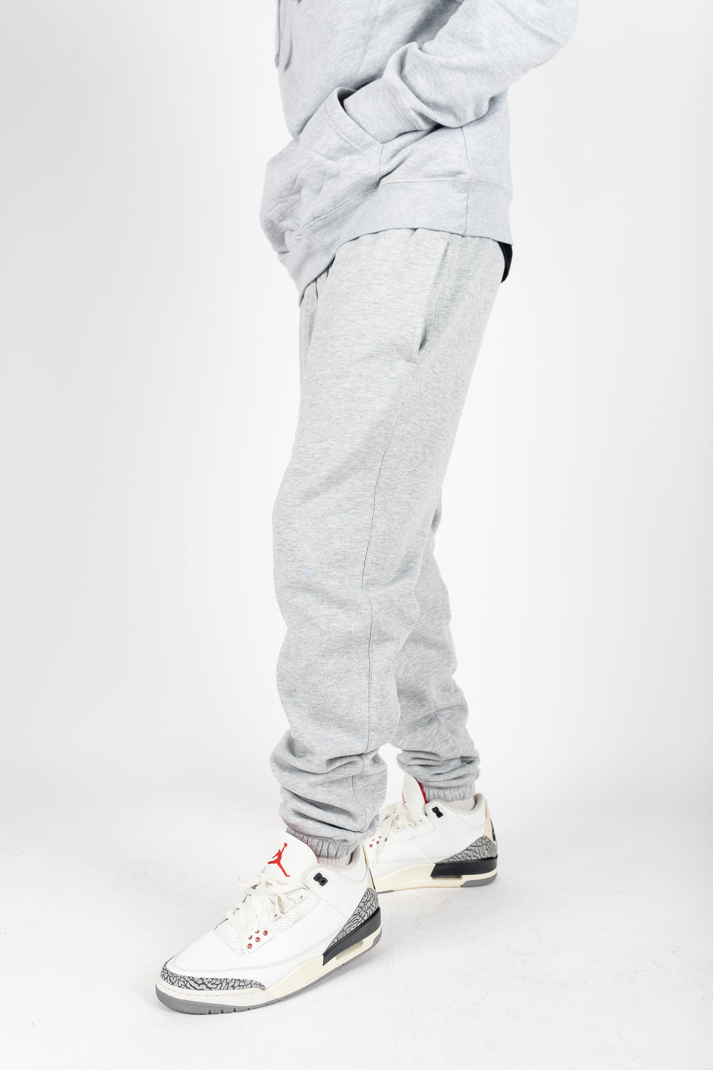 Superline Fleece Joggers — detail shot 15