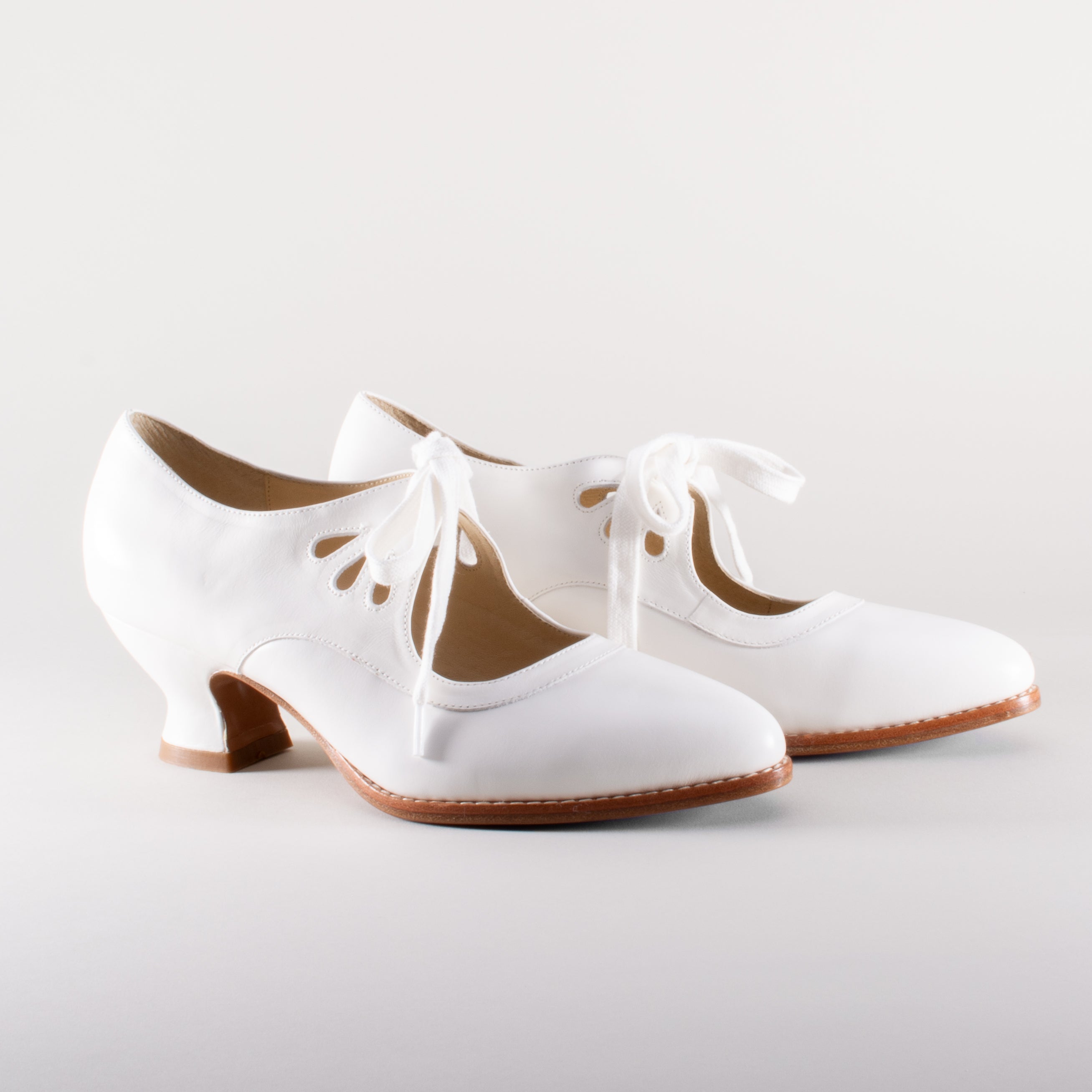 American Duchess Gibson Edwardian Leather Shoes (Soft Ivory) — detail and construction