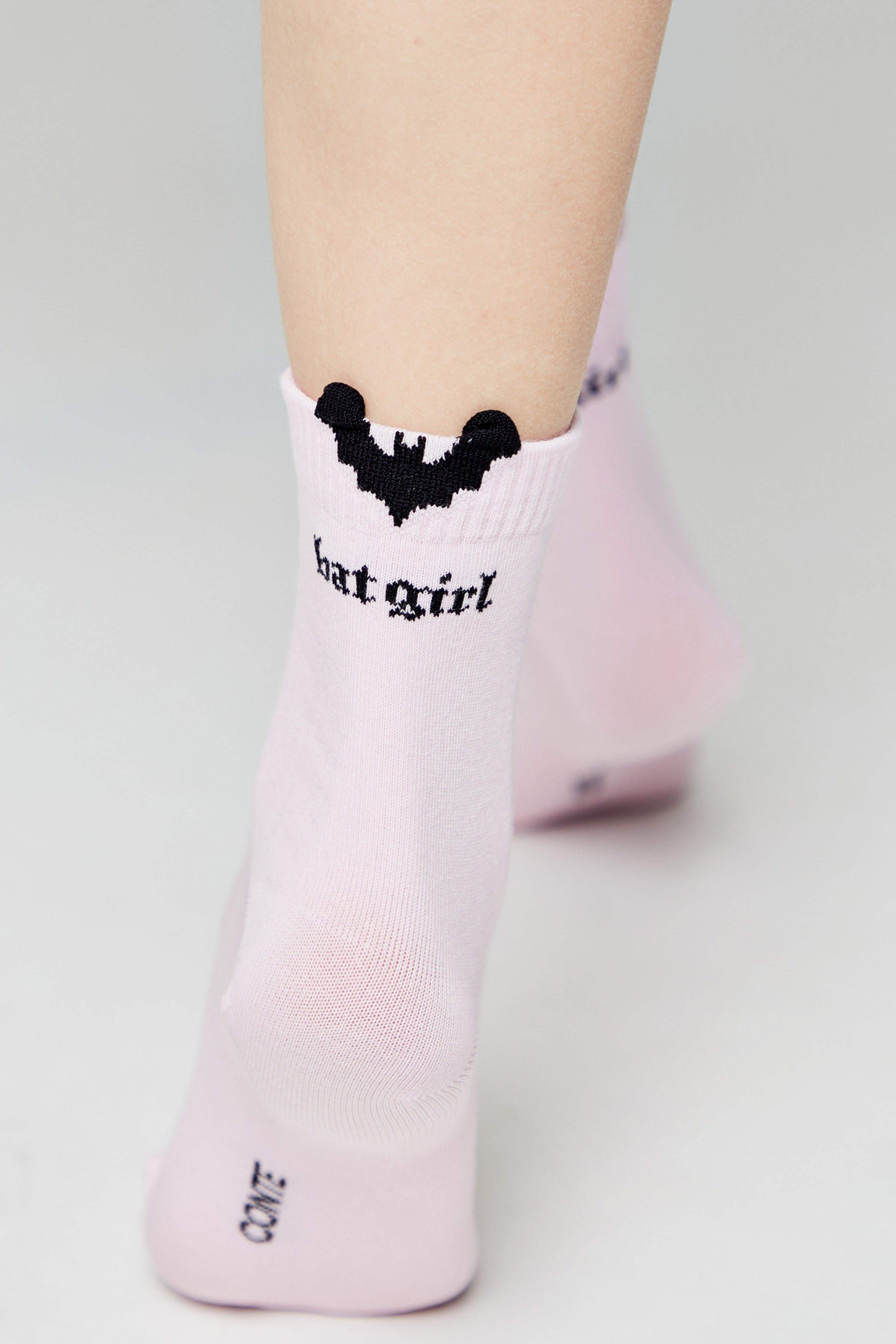 TheRanok.com Cotton Socks Conte Classic 245 - Picot "Batgirl" — main product shot