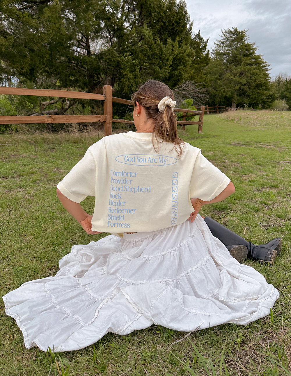 Elevated Faith God Is My Everything Unisex Tee — detail shot 7
