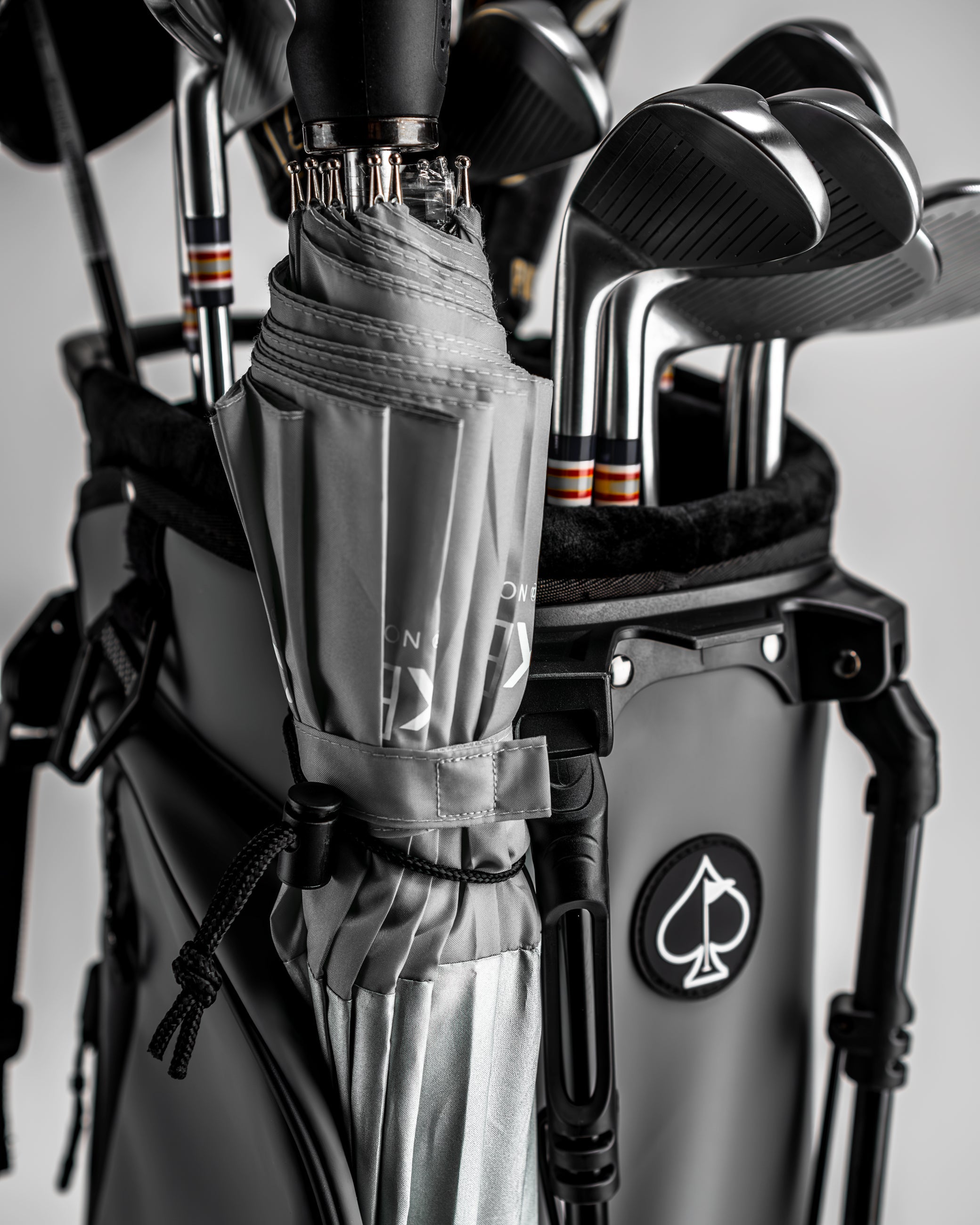 Pins and Aces Player Preferred™ Golf Bag - Flat Ash — detail close-up