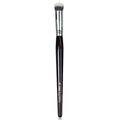 Nascita Pro Concealer Brush, Round-Tipped Makeup Brush for Flawless Coverage - Beauty Tools for Sensitive Skin