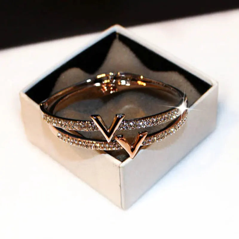 MyClosetAid Bracelets — back view
