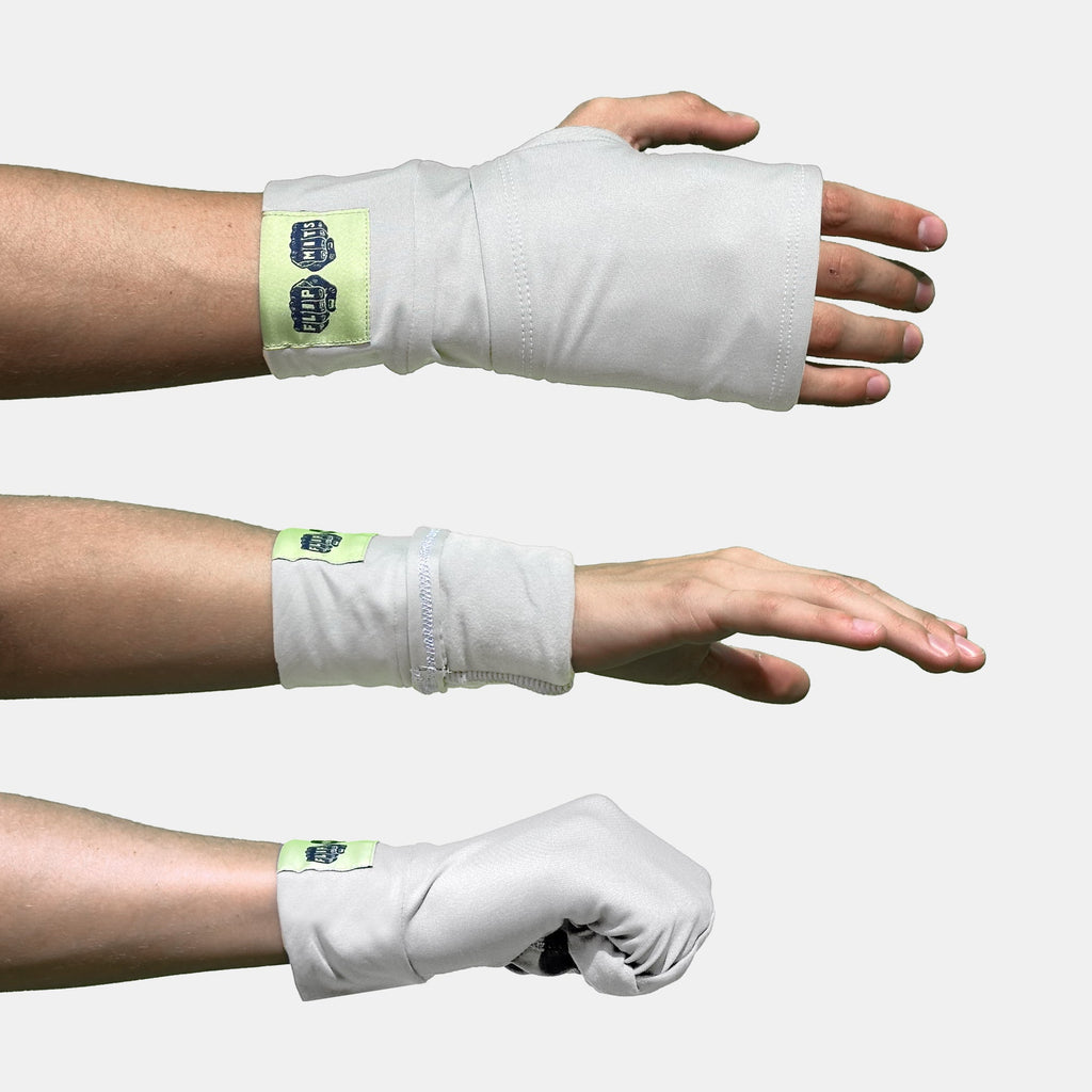 FLIPMITS HYPER-LITE FLIPMITS — product on model