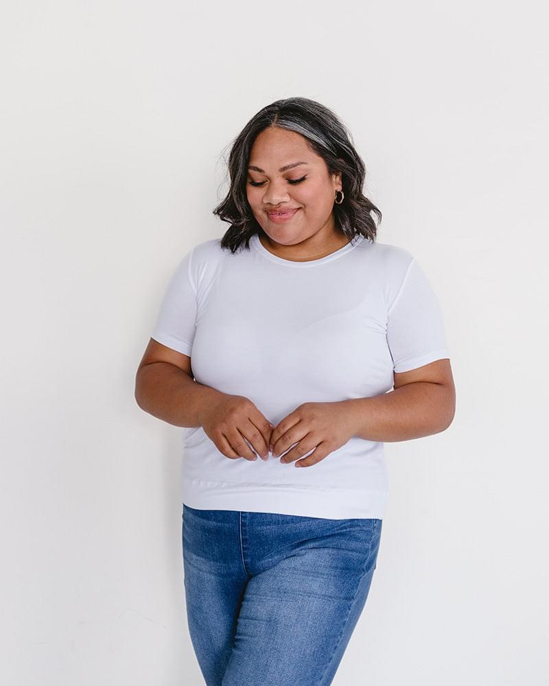 HALFTEE Layering Fashions Crew Neck Boyfriend Full-Length - Layering Top — construction detail