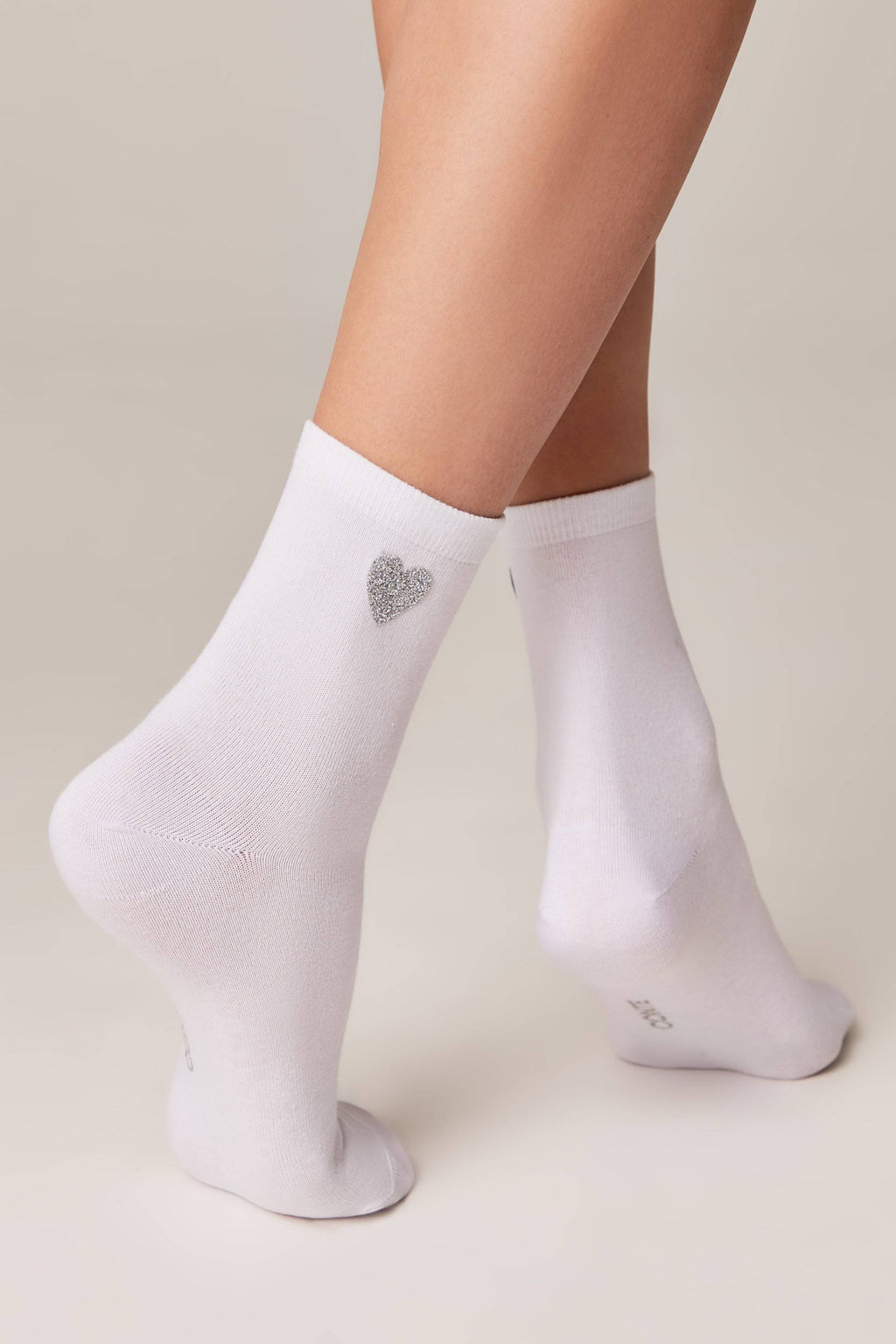 TheRanok.com Cotton Socks Conte Classic 427 - Shimmering Heart Pattern — detail close-up
