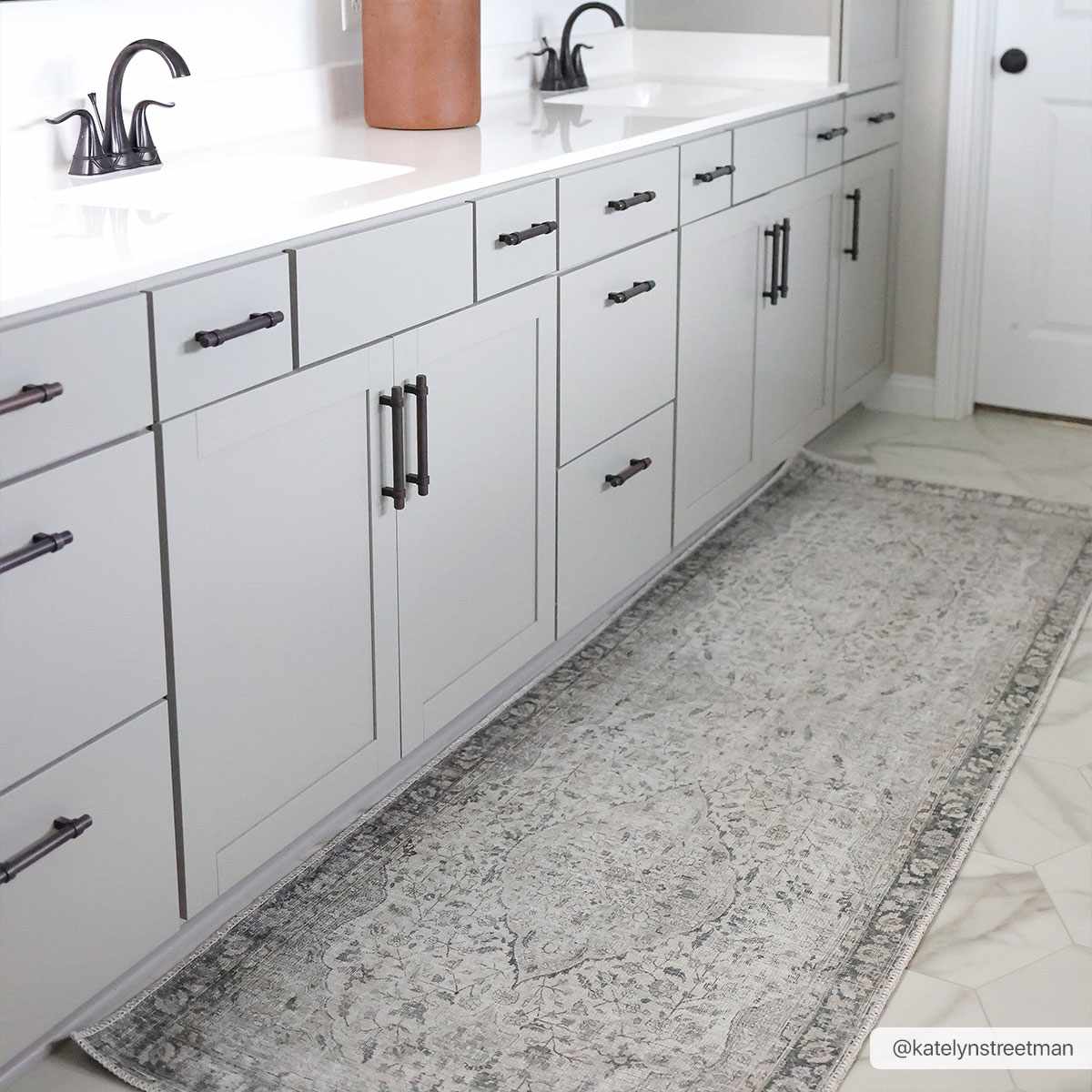 Haile Boutique Washable Rug – Boutique Rugs, view 3