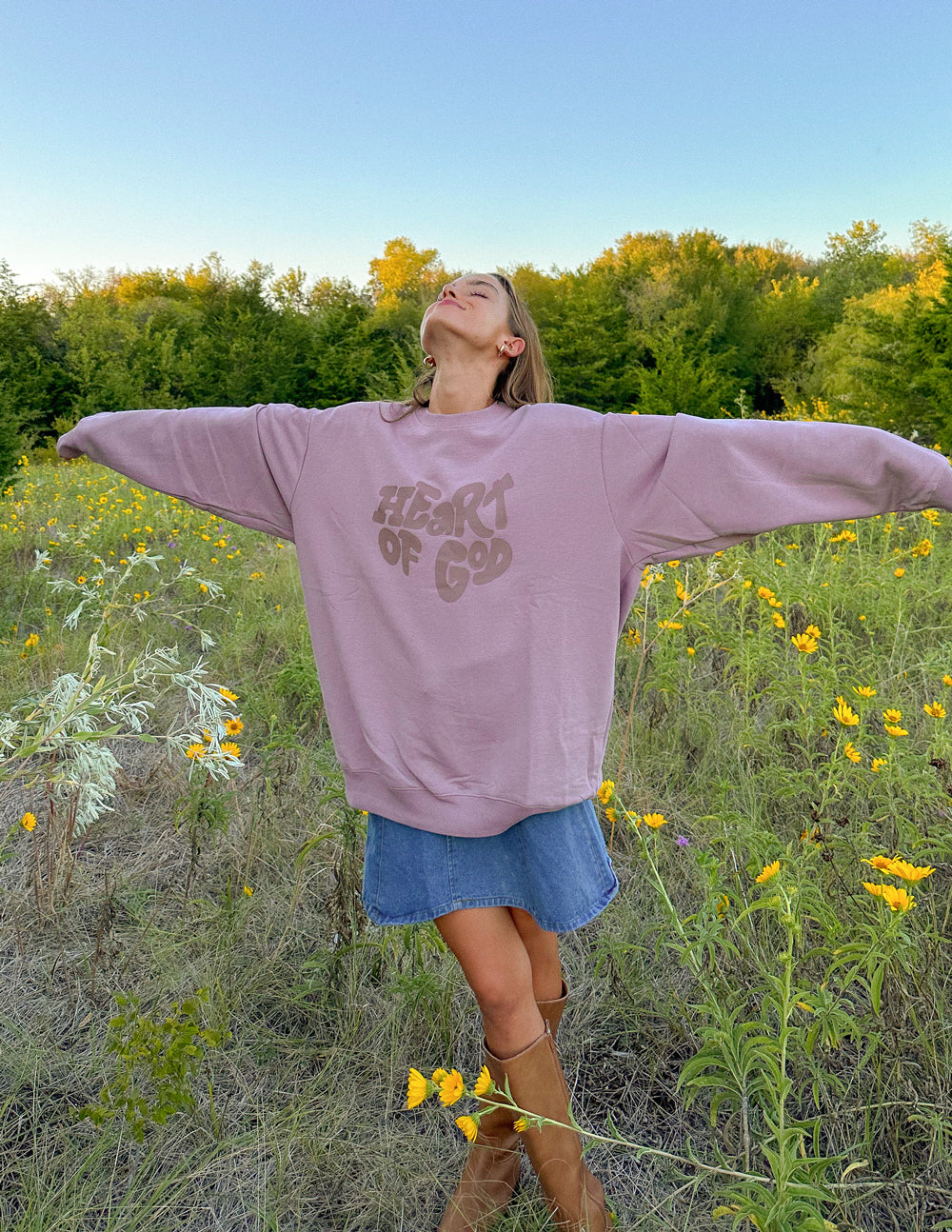Elevated Faith Heart of God Unisex Crewneck — size reference