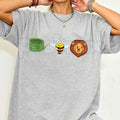 Hose Bee Lion Graphic T-Shirt – Funny Wordplay Animal Pun Mens Cotton Short Sleeve Tee