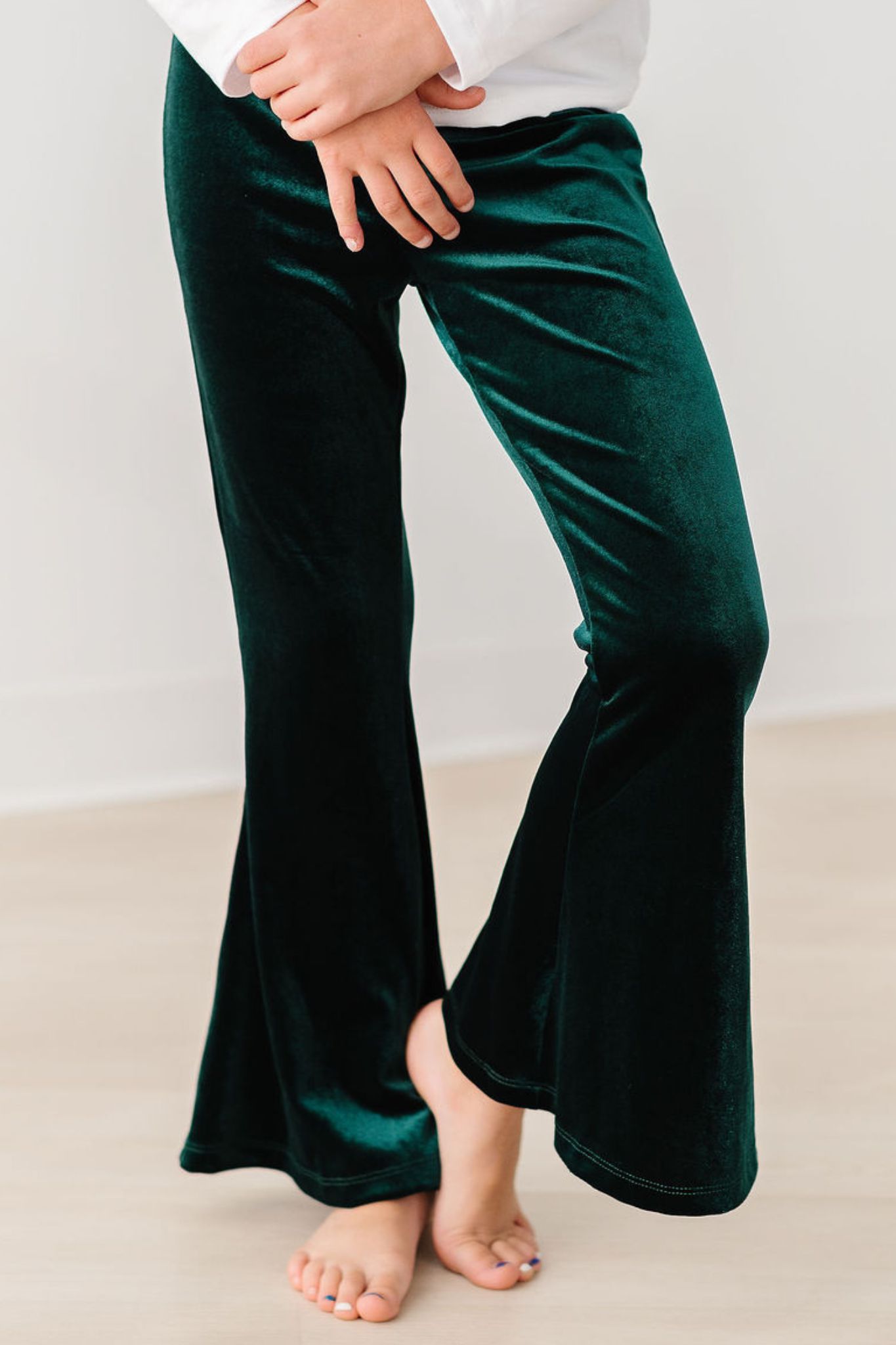 Mila & Rose ® Hunter Green Velvet Bells — main product shot