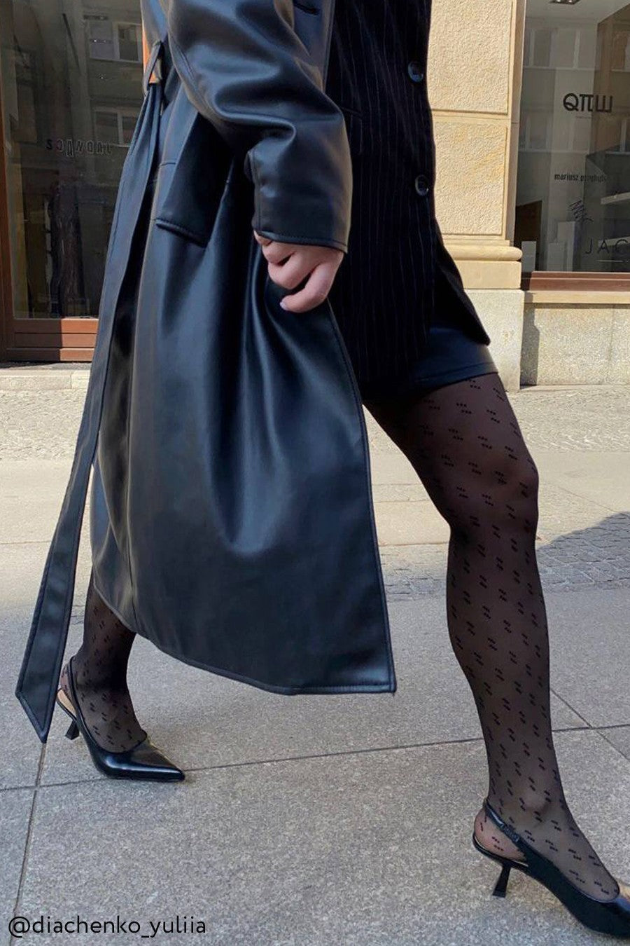 TheRanok.com Fantasy Tights Conte Street - Triple Dot Pattern — alternative angle