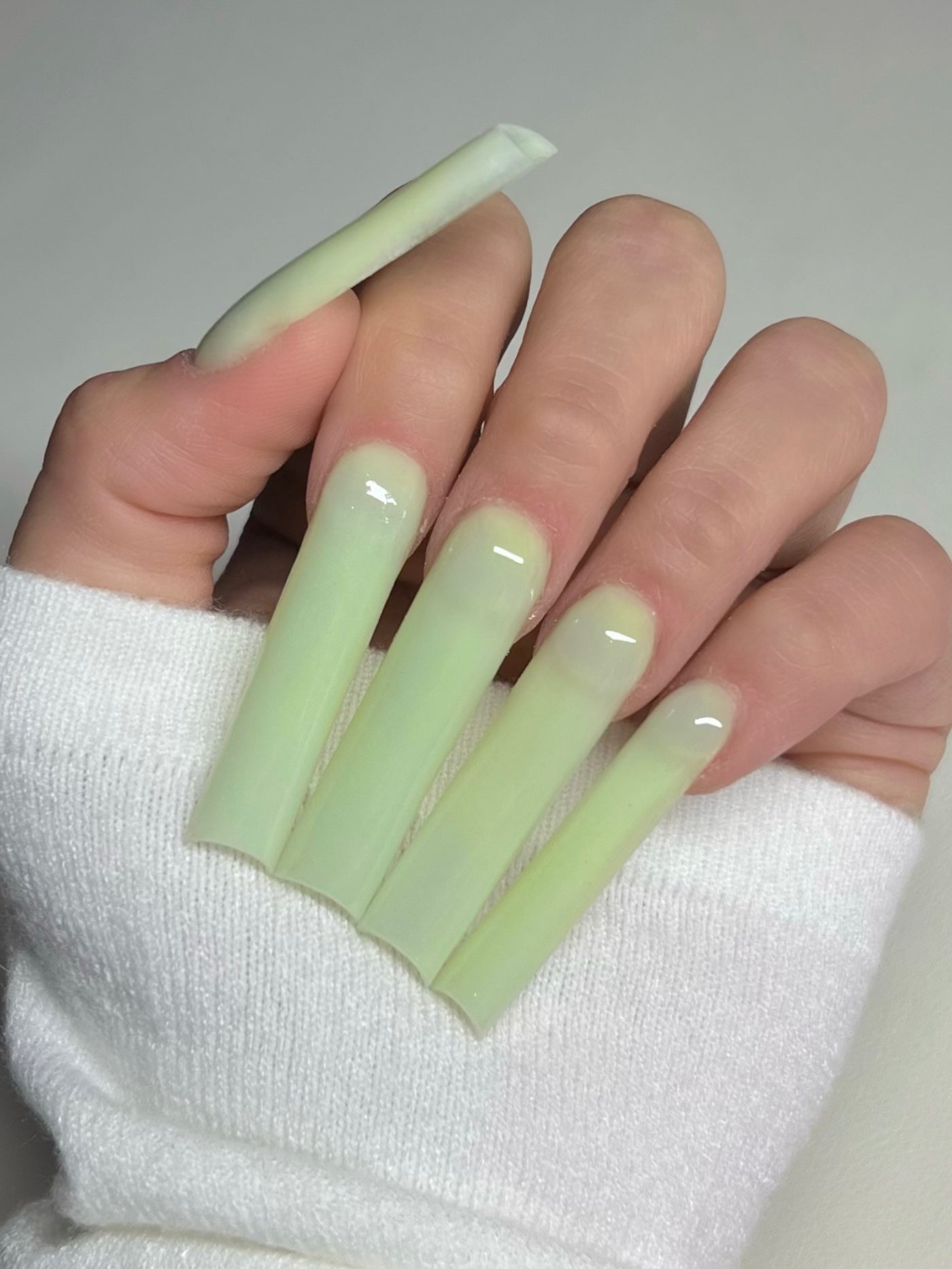 Pistachio Pleasure – 2Cute Nails