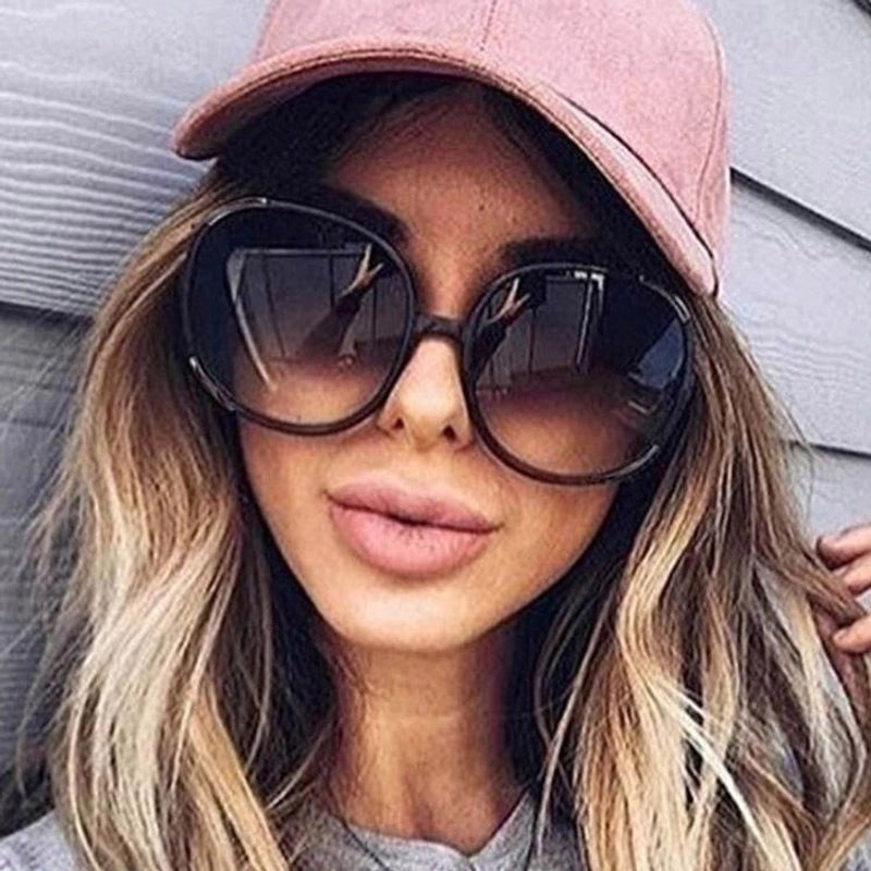 Pretty Little Patriot Pretty Little Patriot Round Large Frame Wild Sunglasses — construction detail