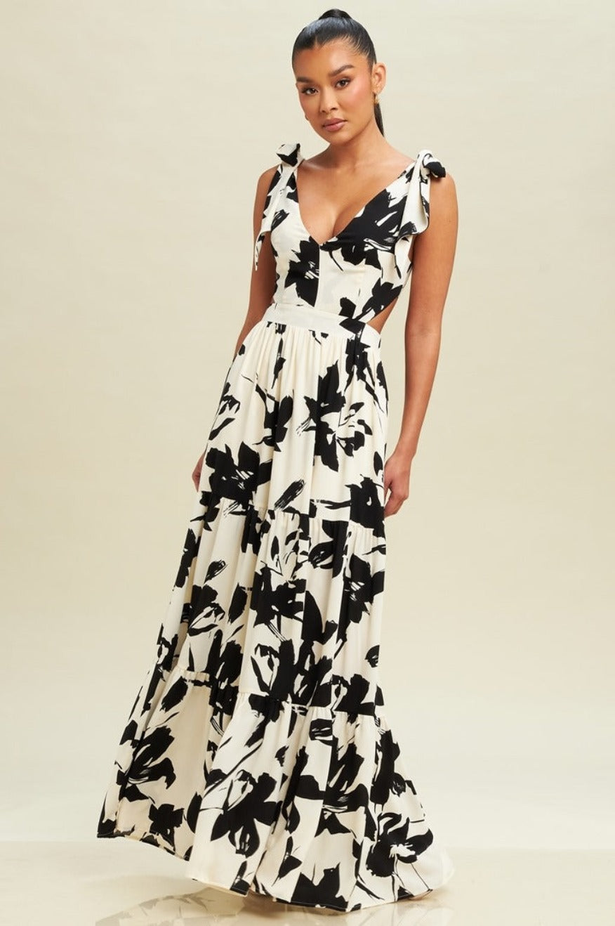 Pretty Little Patriot Pretty Little Patriot Black & White Beach Maxi — main product shot