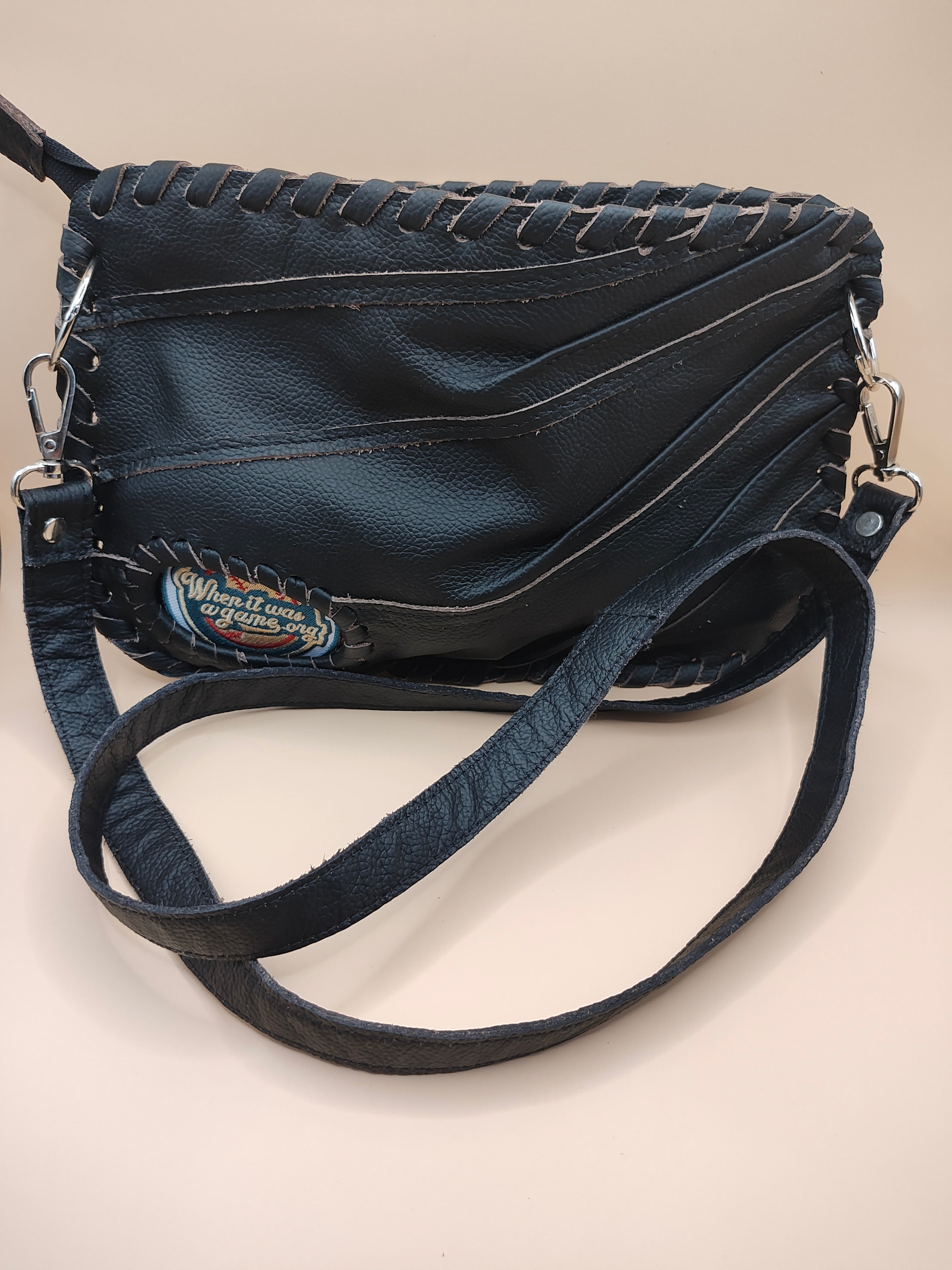Whenitwasagame baseballglovewallets.com Black Finger Glove Purse - Blank No Patch — back view