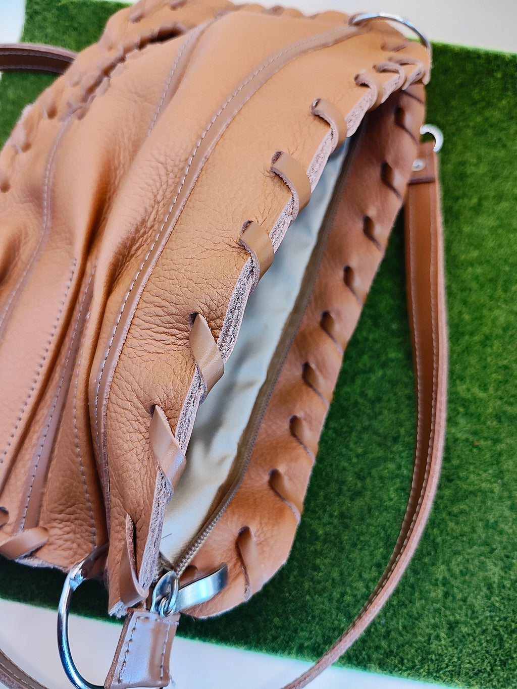 Whenitwasagame baseballglovewallets.com Finger Glove Purse - Blank No Patch — in-use photo