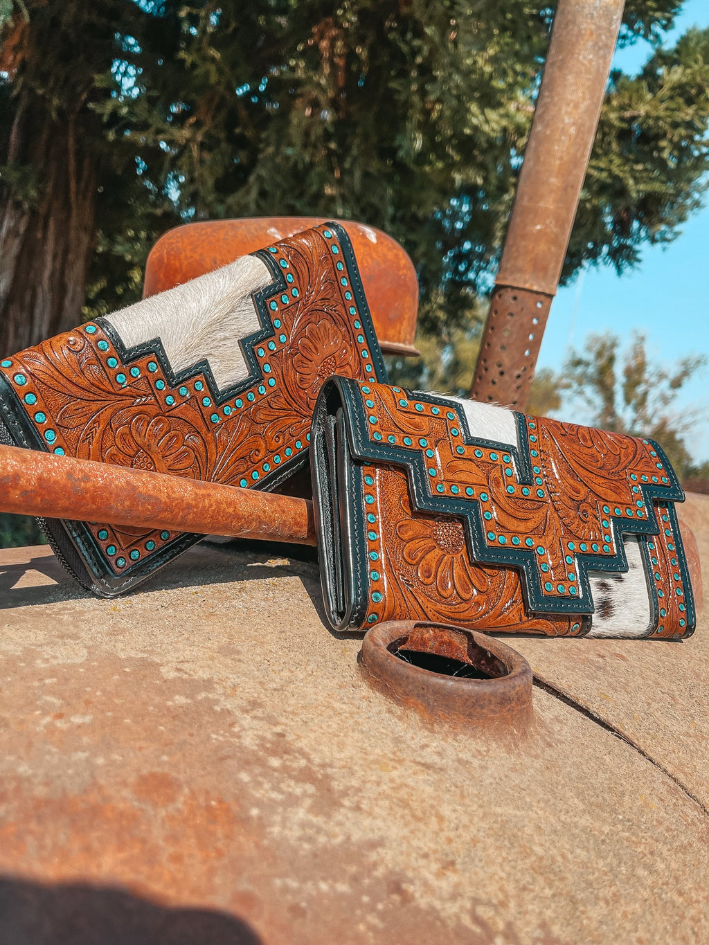 Haute Southern Hyde The Cheyenne Wallet a Haute Southern Hyde by Beth Marie Exclusive — detail shot 8