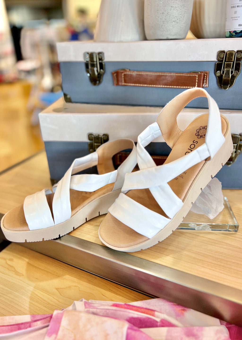 KADOU BOUTIQUE Soruka Comfort Sandals — detail close-up