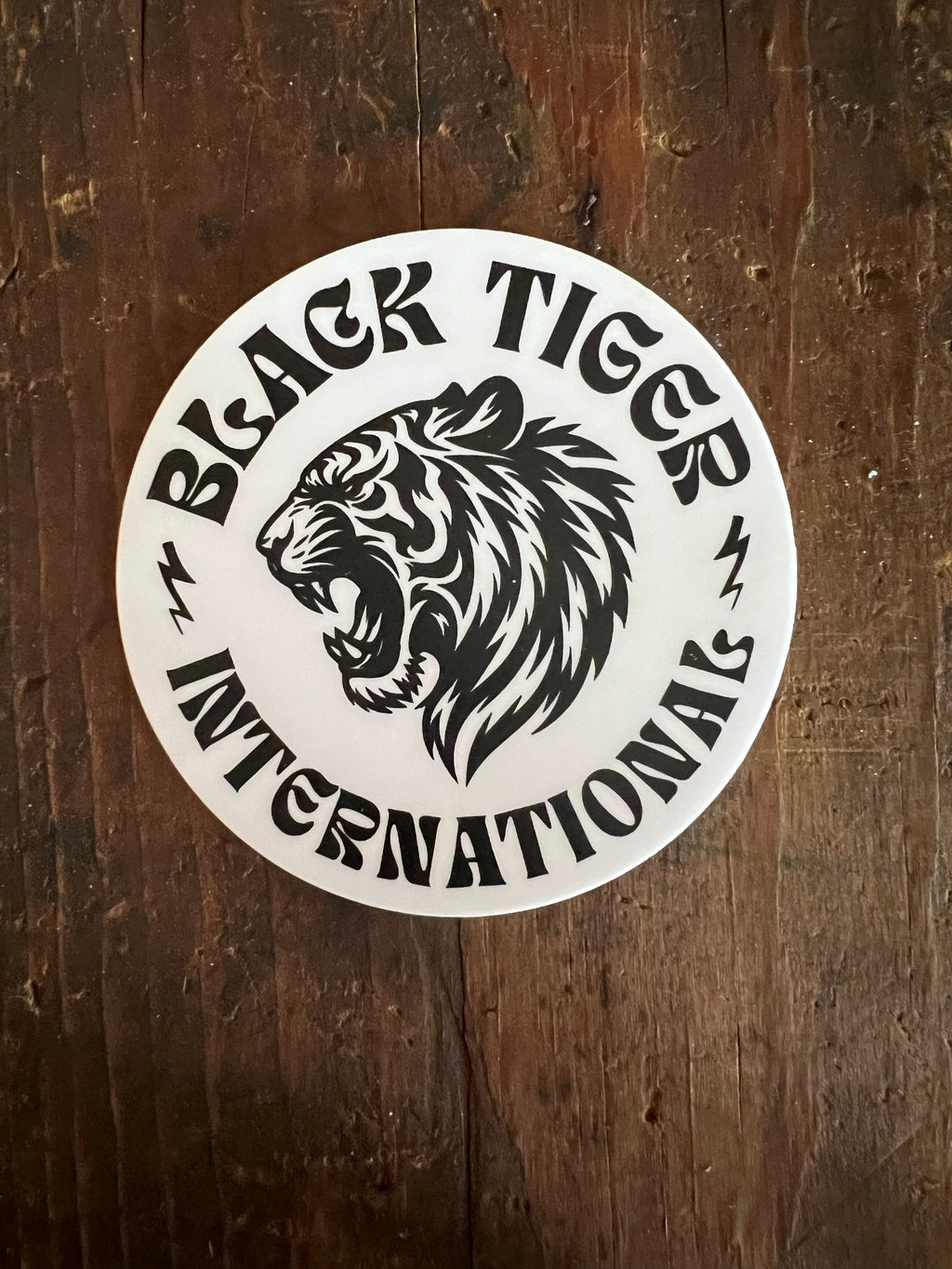 Black Tiger International Attack Tiger Logo White — detail and construction