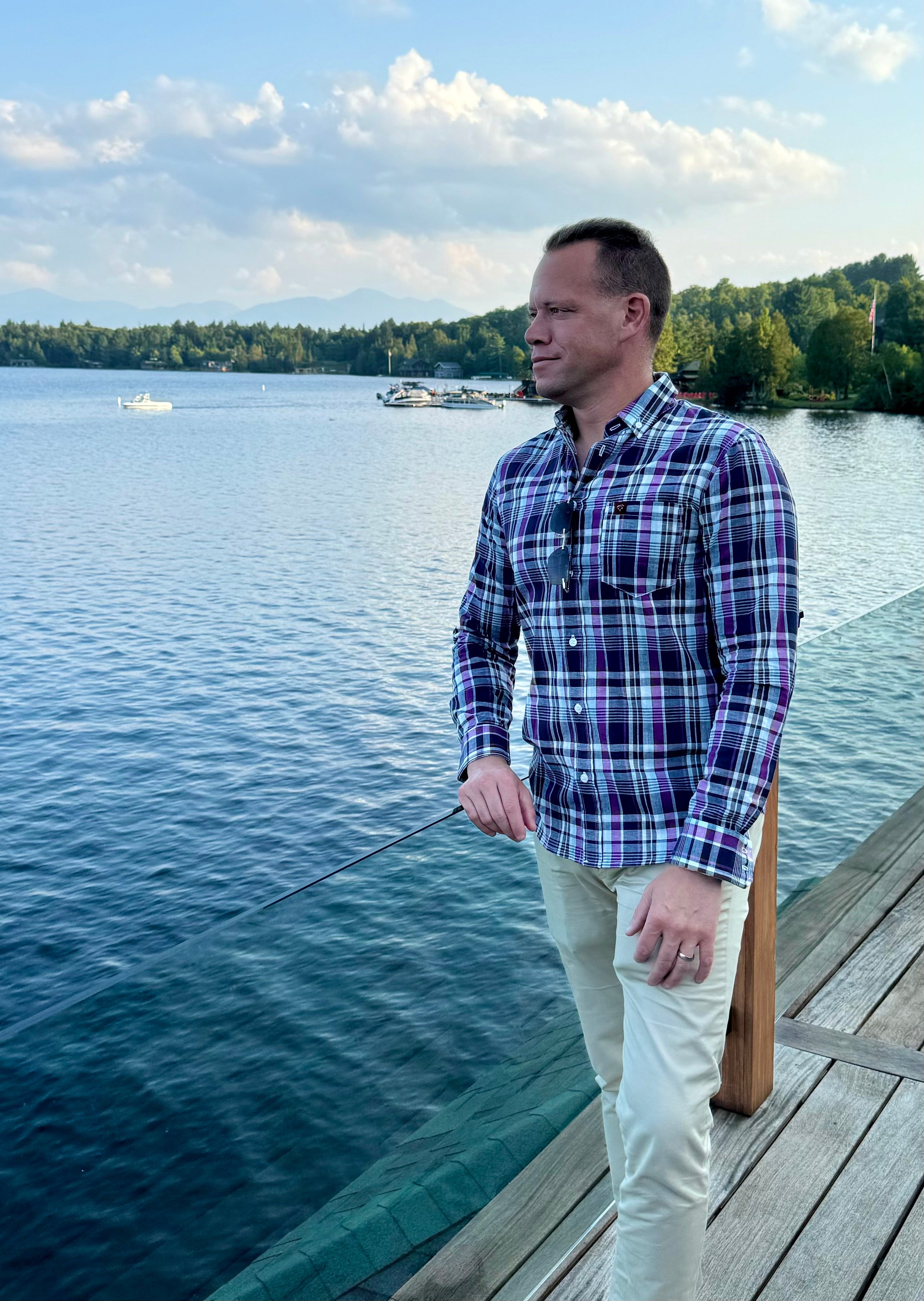 Adirondack Field Griffing Linen Blend Oxford — lifestyle context