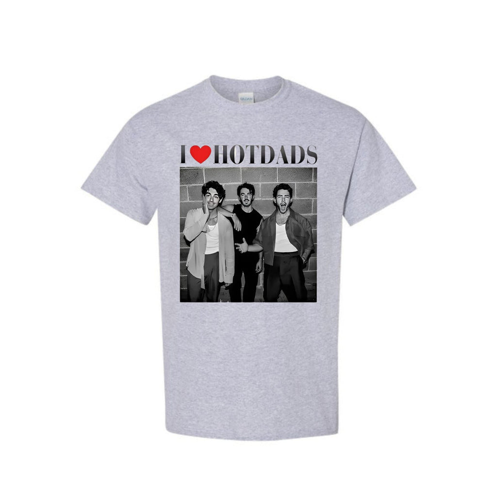 Pasimax "I Love Hot Dads" Funny Jonas Siblings Tour Tee — main product shot