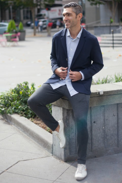 Buki In-Flight Stretch Blazer Navy — detail close-up