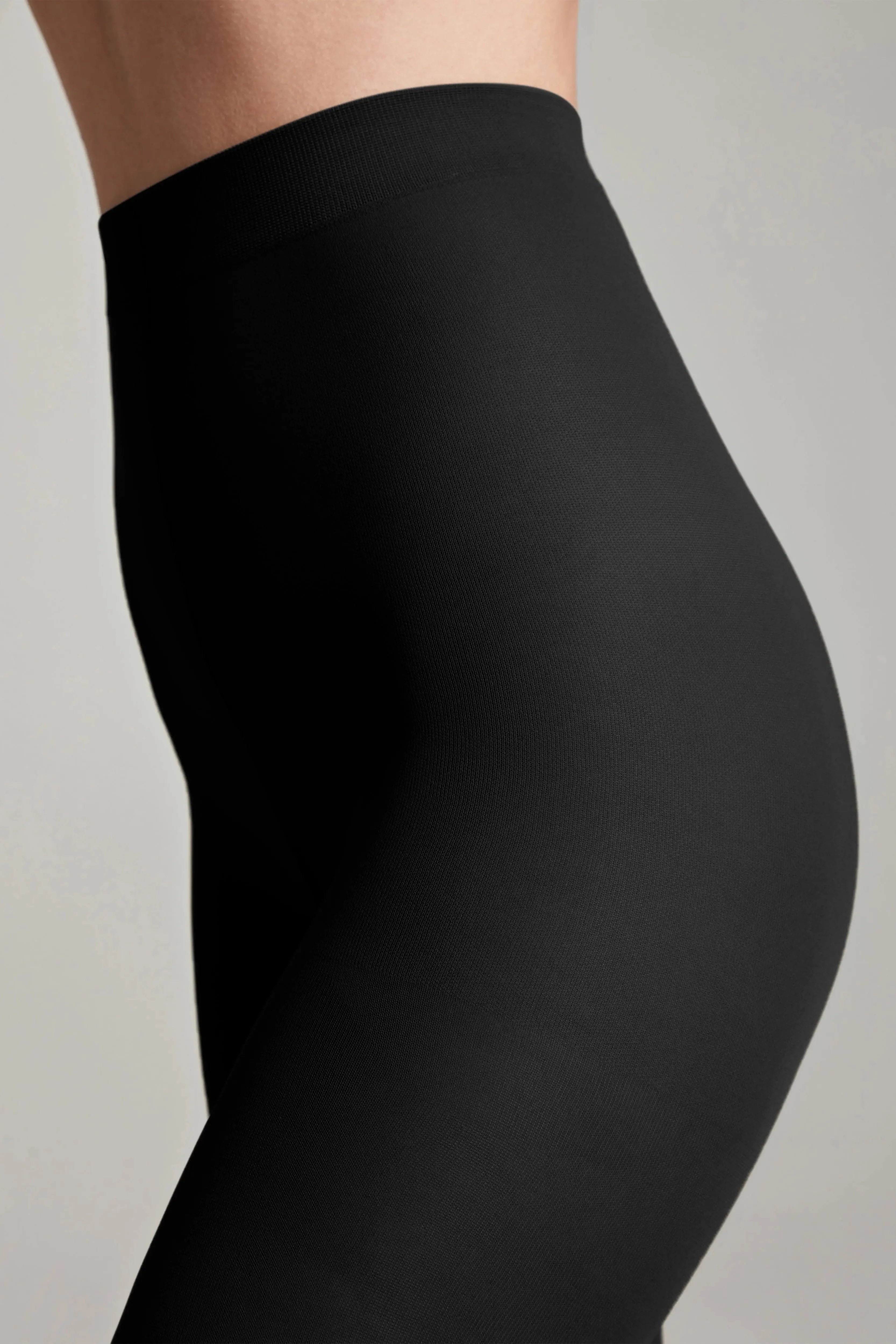 TheRanok.com Tights Conte Avanti 50 Den - Microfibra Opaque — packaging