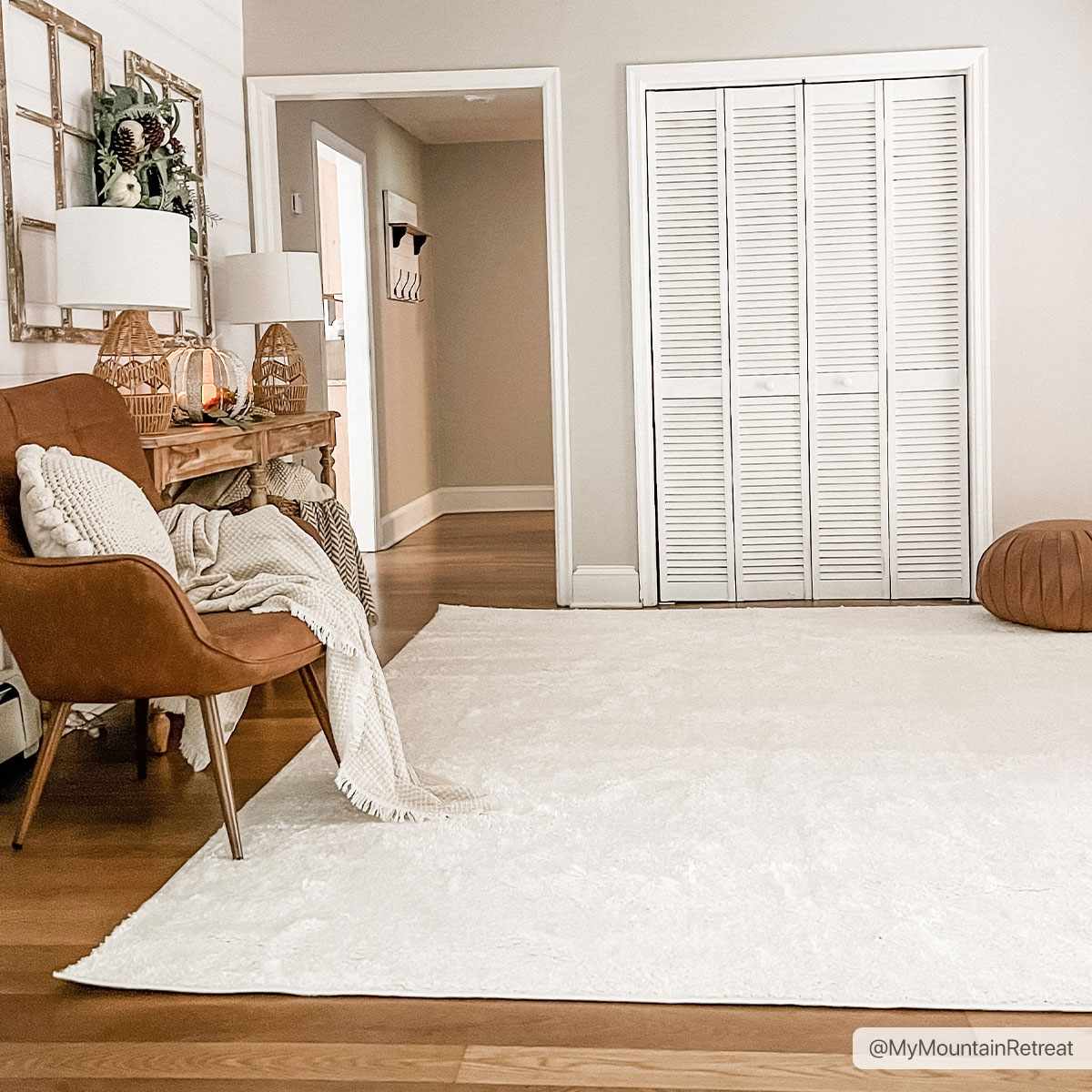 Judy White Washable Area Rug - Clearance – Boutique Rugs, view 2