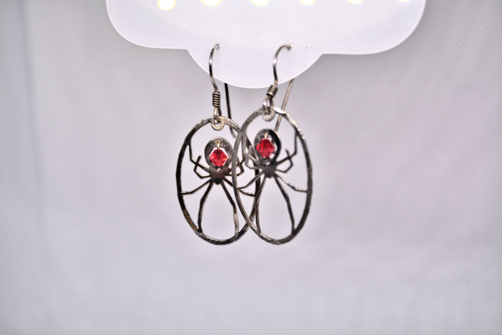 Just Neat Stuff Spider Earrings — detail close-up