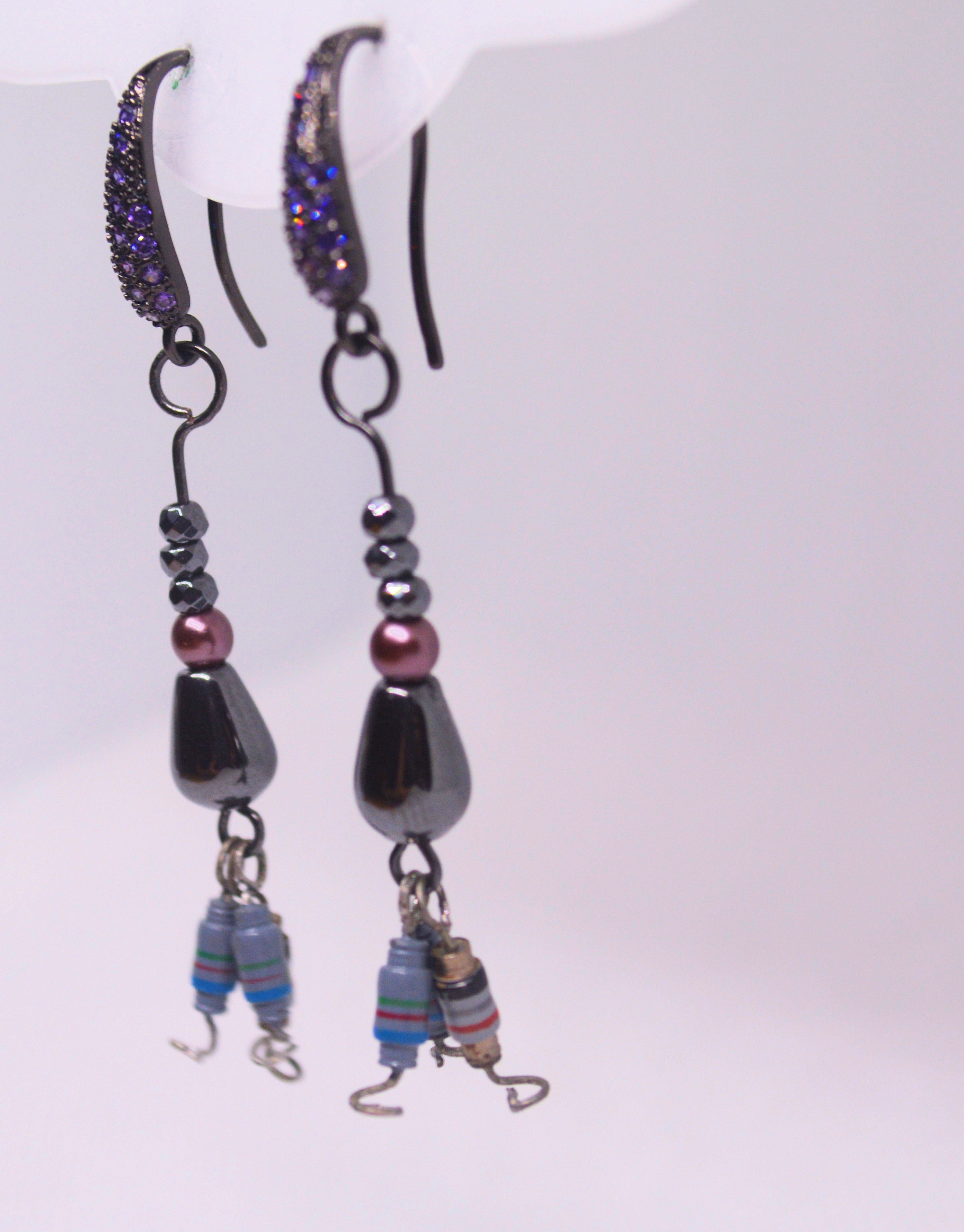 Just Neat Stuff Resistor Drop and Dangles — side view