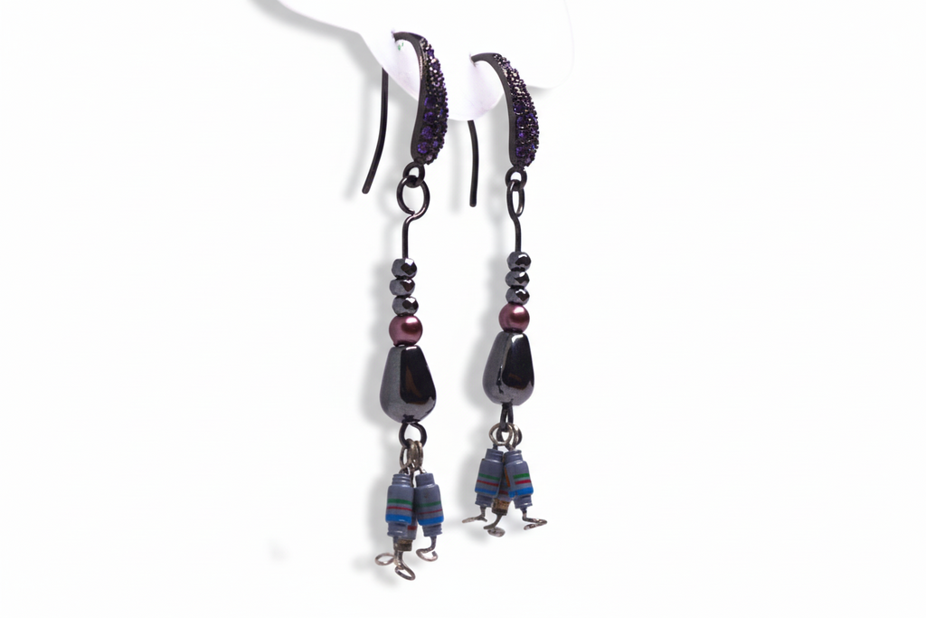 Just Neat Stuff Resistor Drop and Dangles — detail close-up