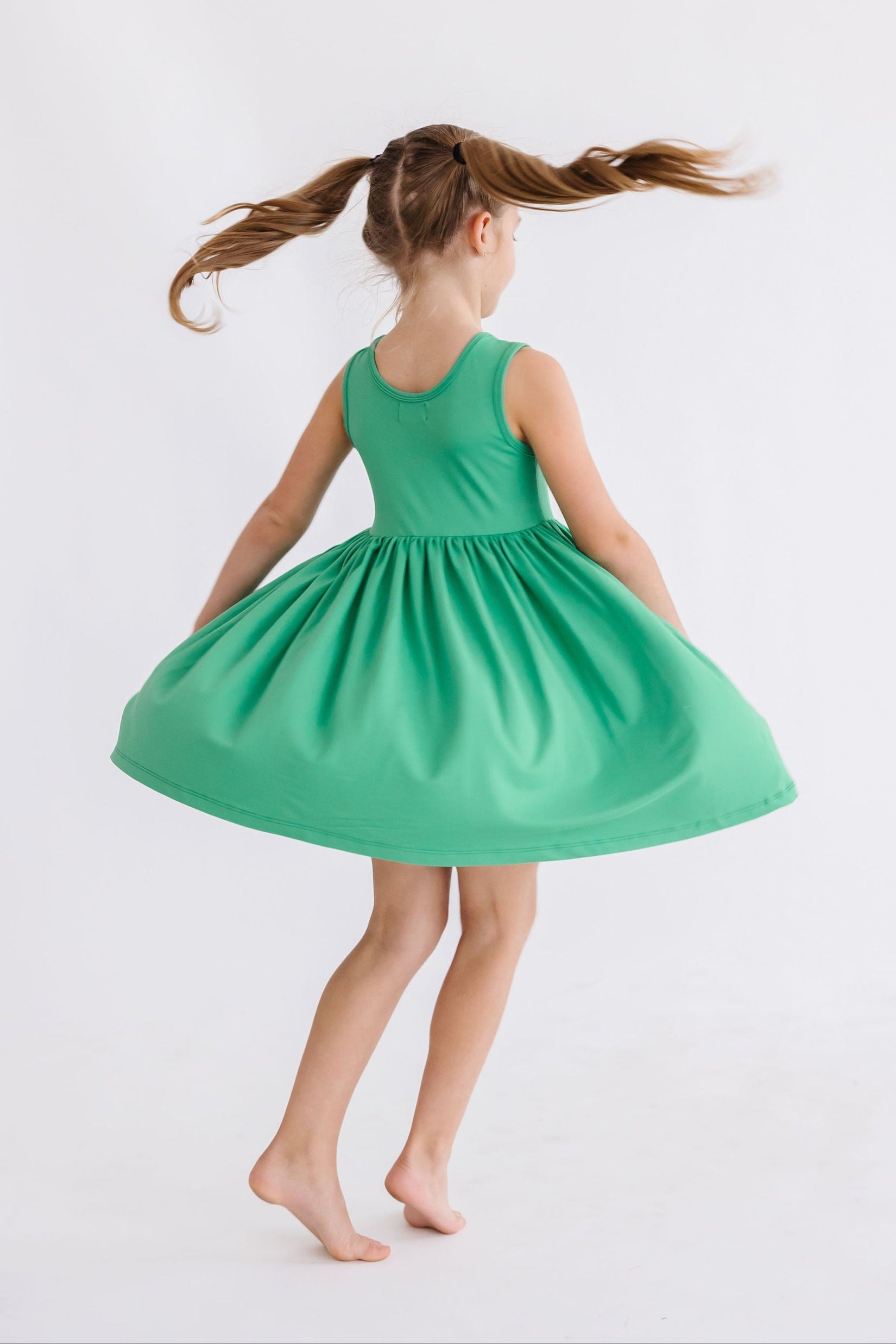 Mila & Rose ® Kelly Green Tank Pocket Twirl Dress — detail close-up