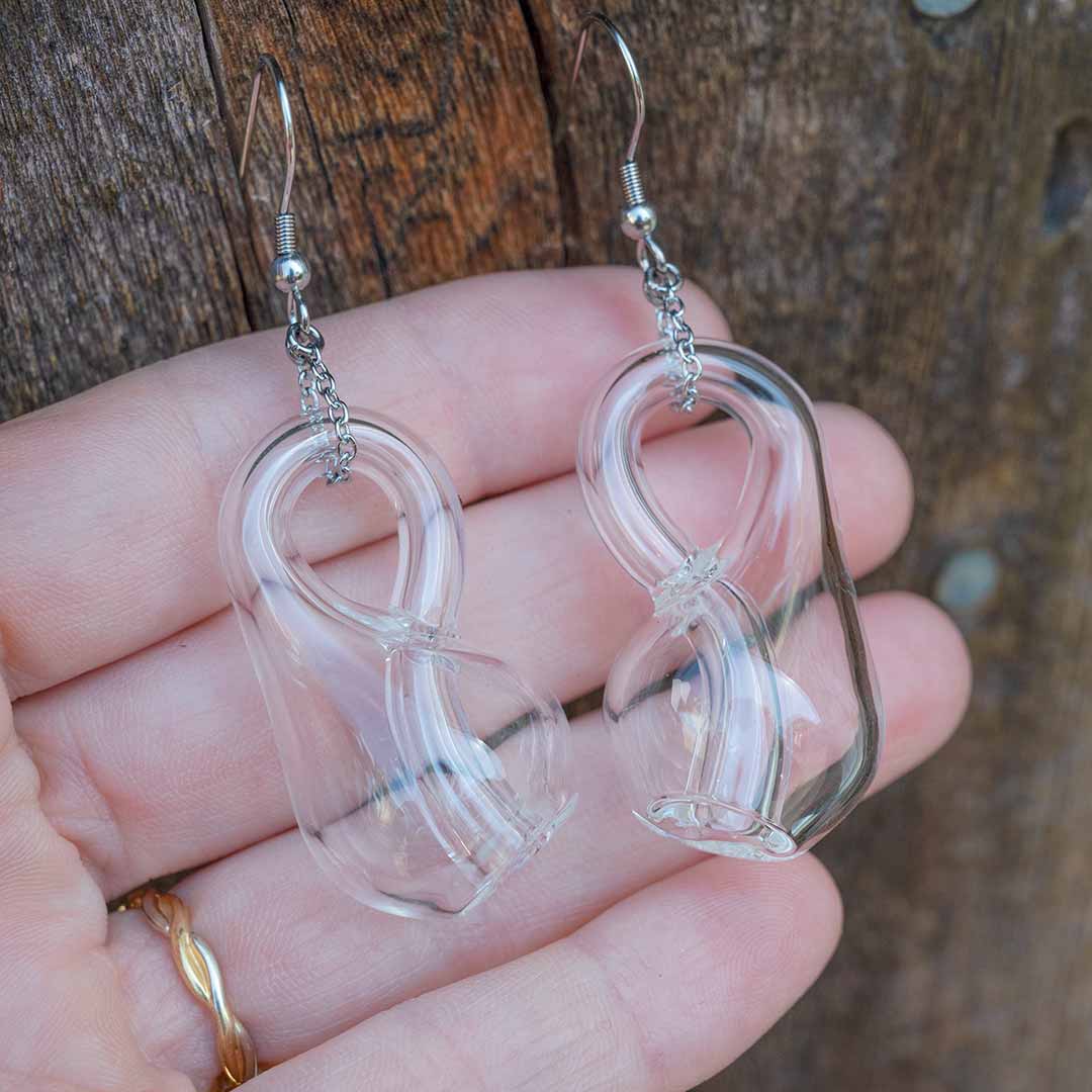 Princess Awesome & Boy Wonder Klein Bottle Earrings — construction detail