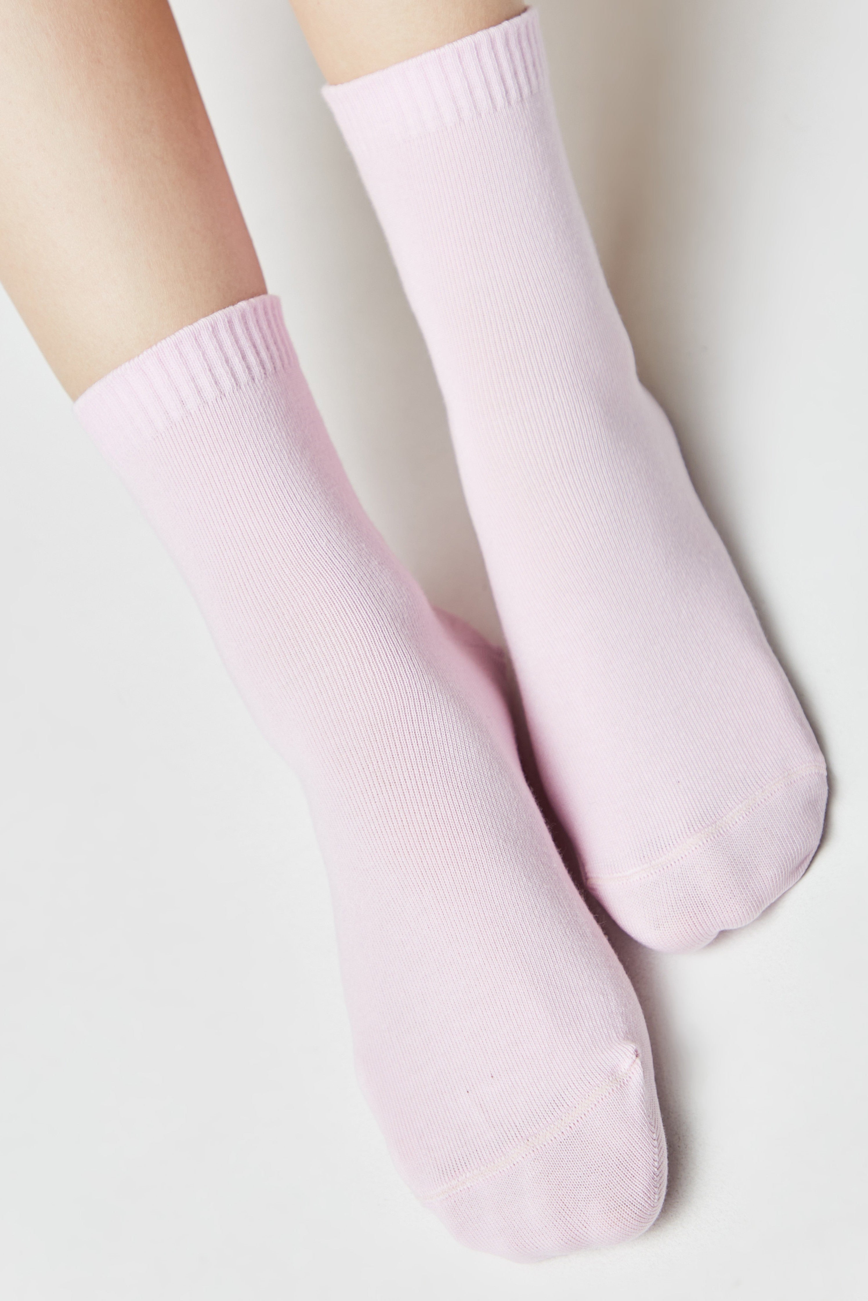 TheRanok.com Cotton Socks Conte Classic 245 - Picot "Batgirl" — side view