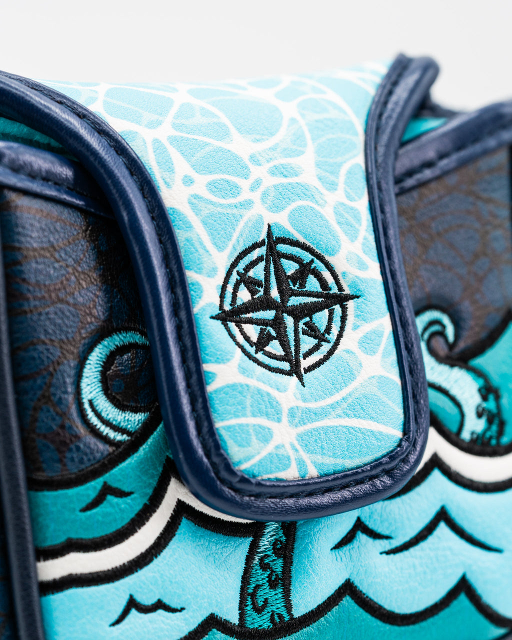 Pins and Aces Kraken - Mallet Putter Cover — back view