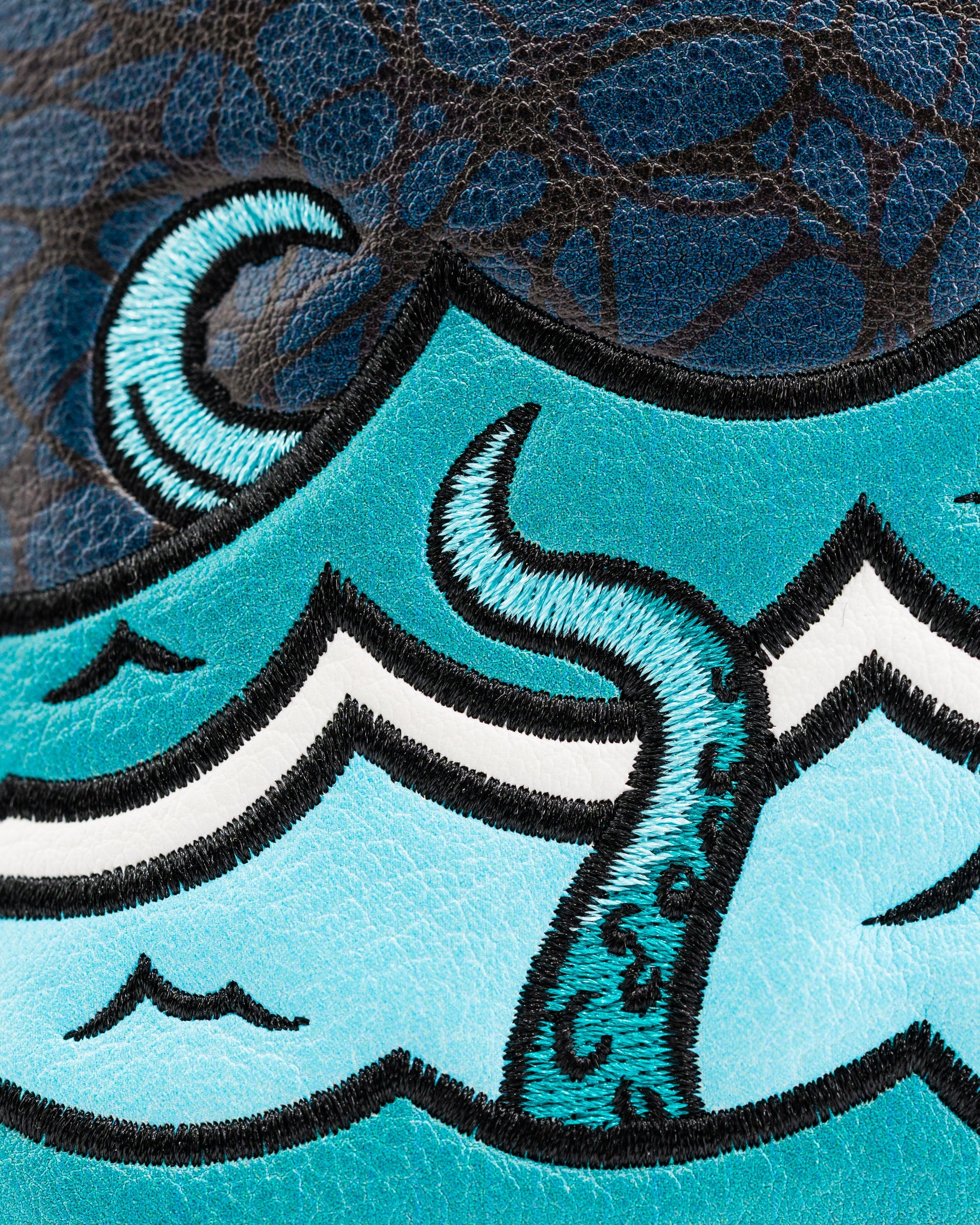 Pins and Aces Kraken - Mallet Putter Cover — color detail