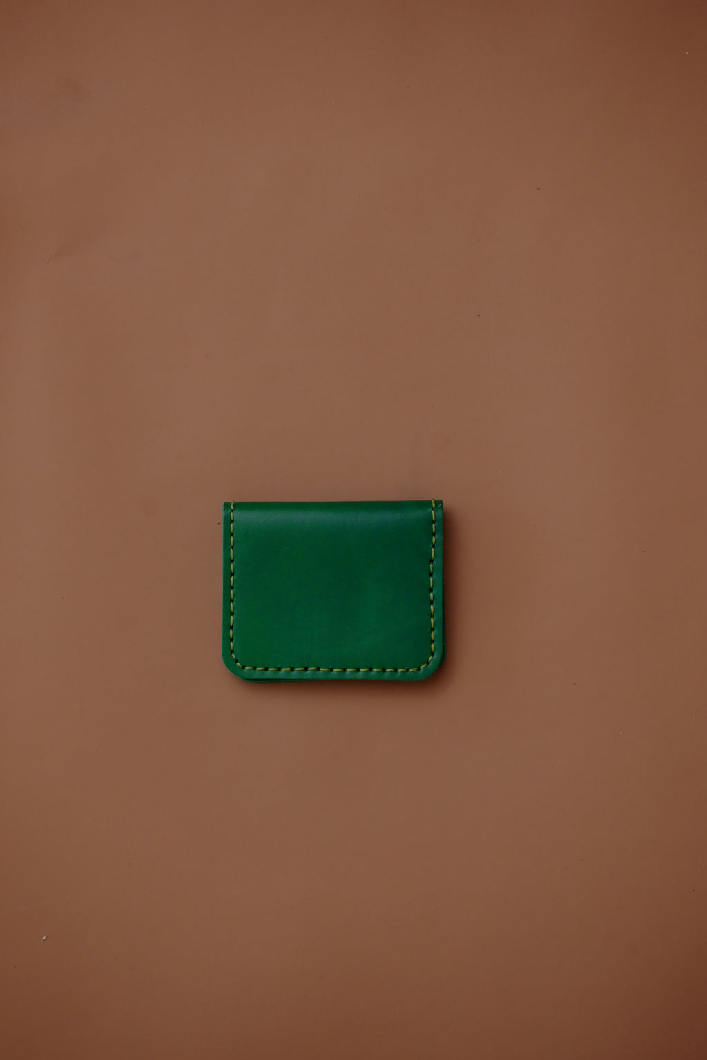 LOLA Y TULA Leather Cardholder Wallet Emerald — alternative angle