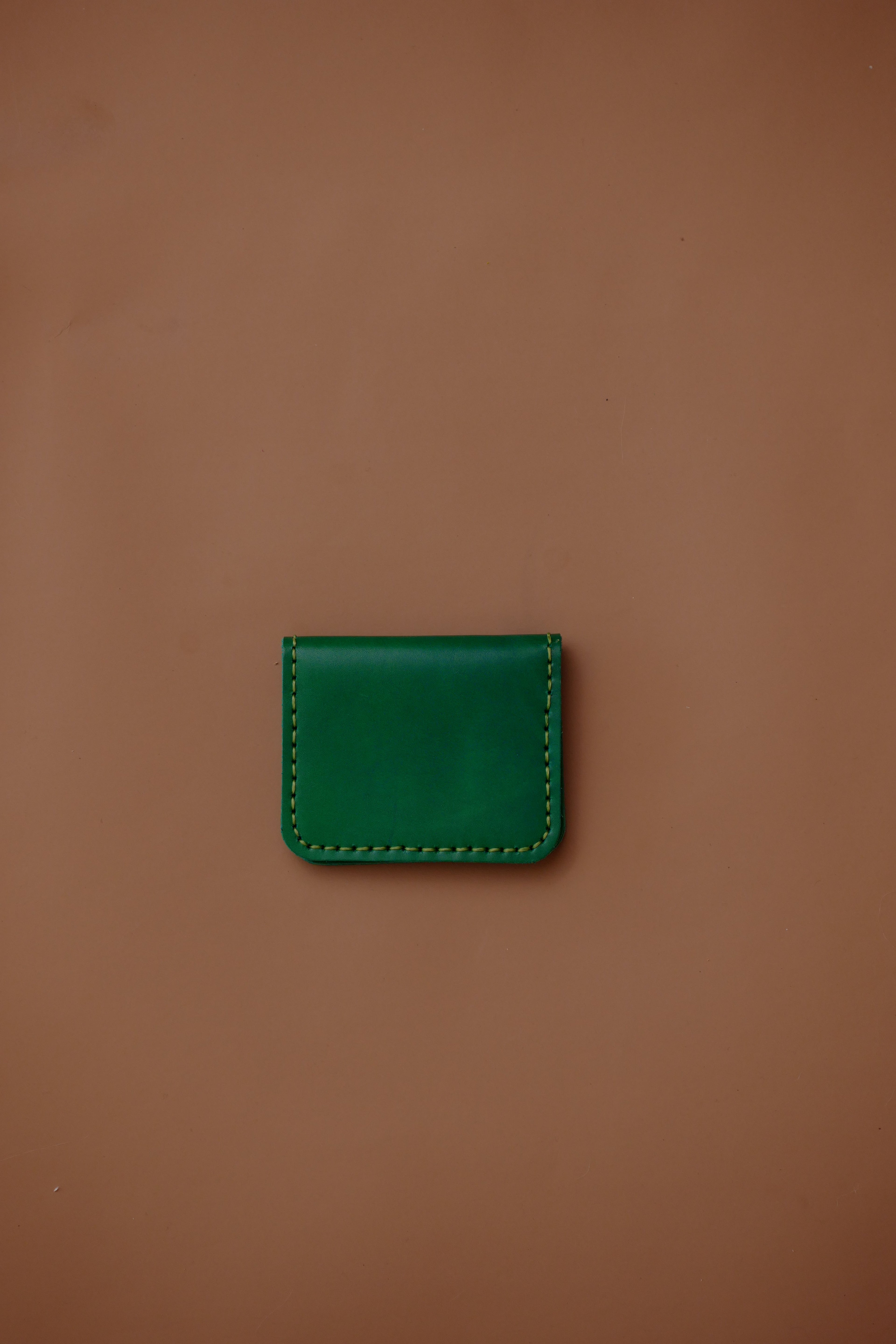 LOLA Y TULA Leather Cardholder Wallet Emerald — alternative angle