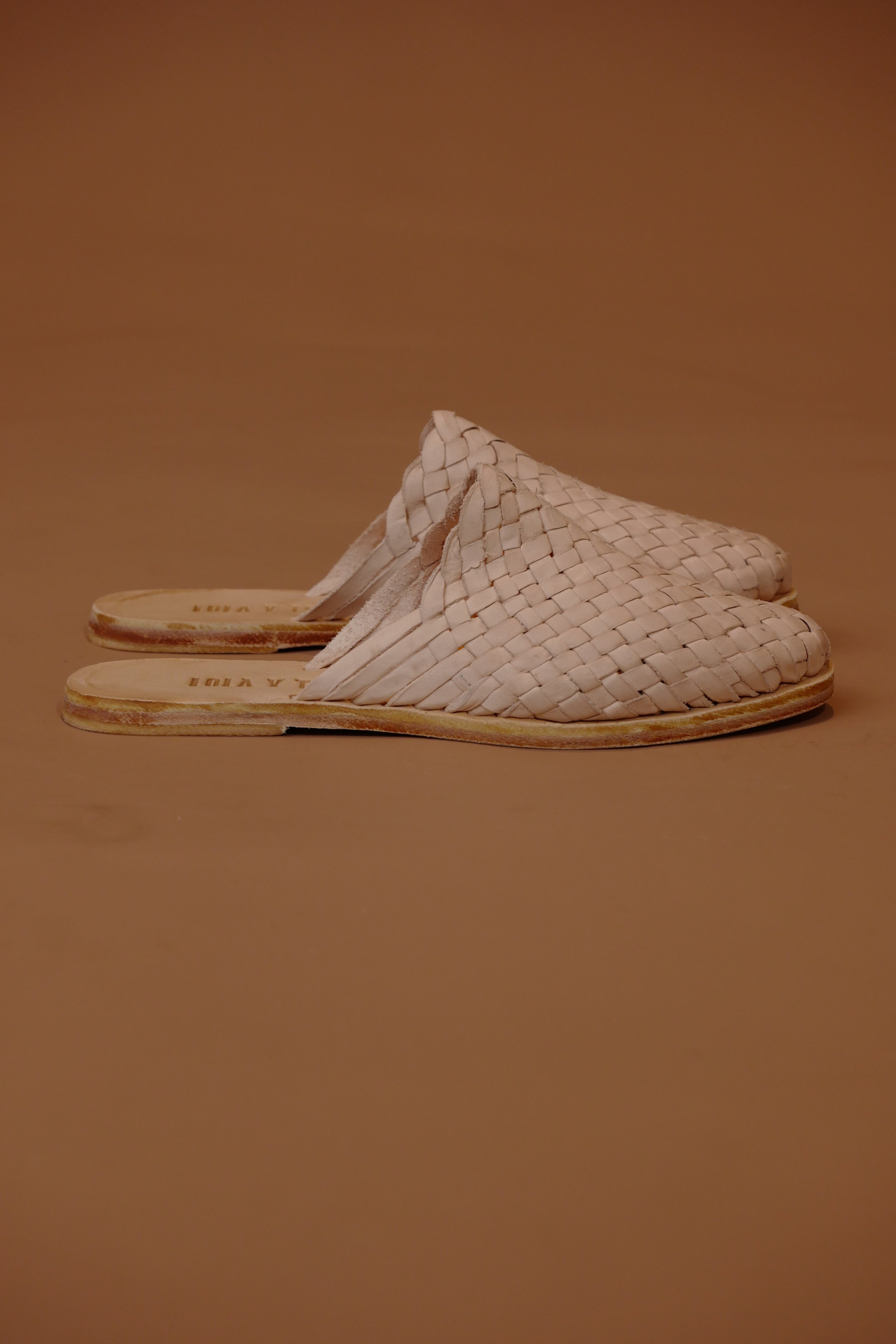 LOLA Y TULA Hand Woven Leather Slides Cream — side view