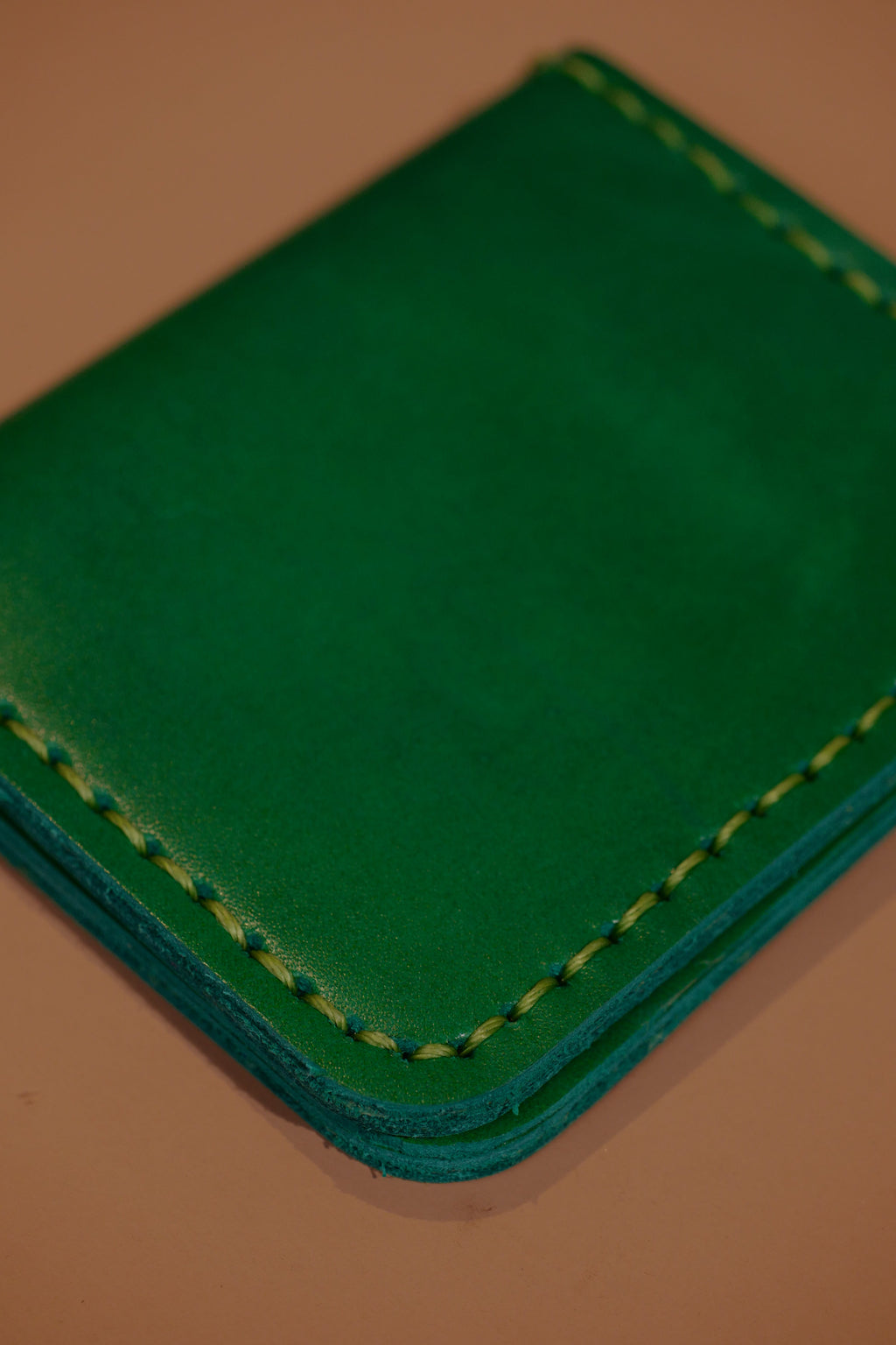LOLA Y TULA Leather Cardholder Wallet Emerald — back view