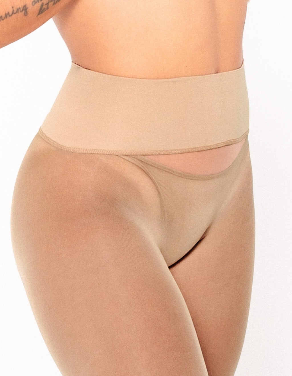 Les Belles Co SHEER ⦁ 02 — main product shot